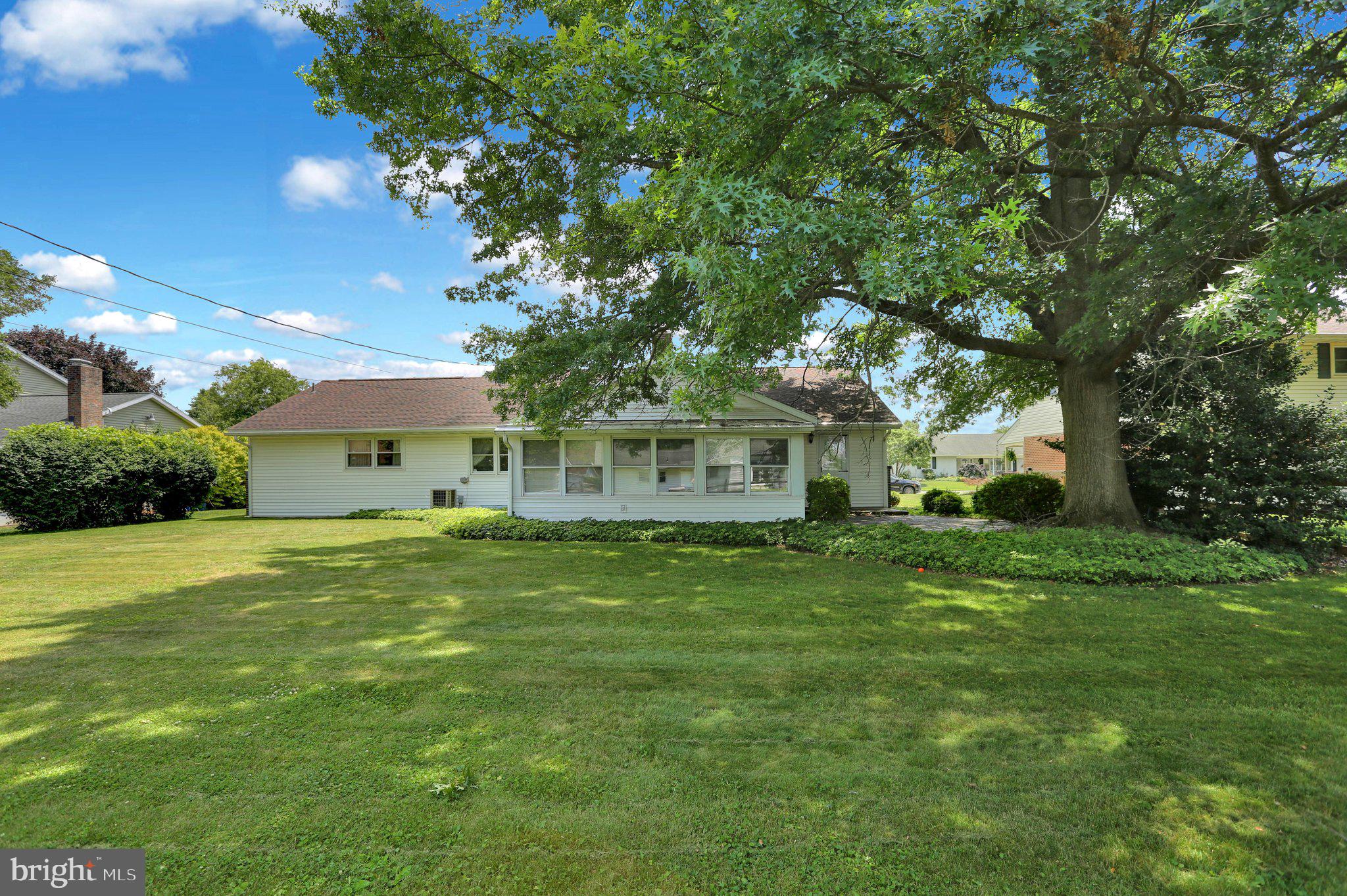 COLONY PARK - Residential