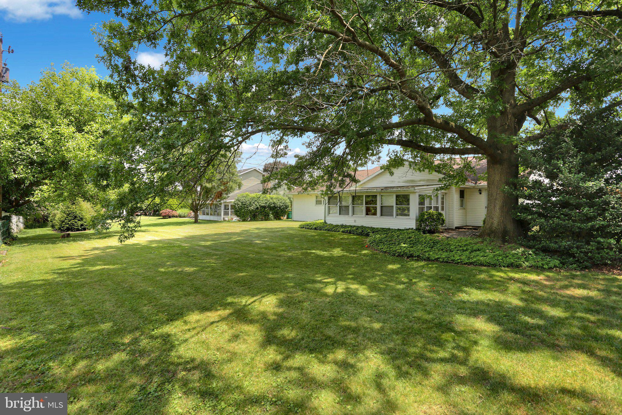 COLONY PARK - Residential