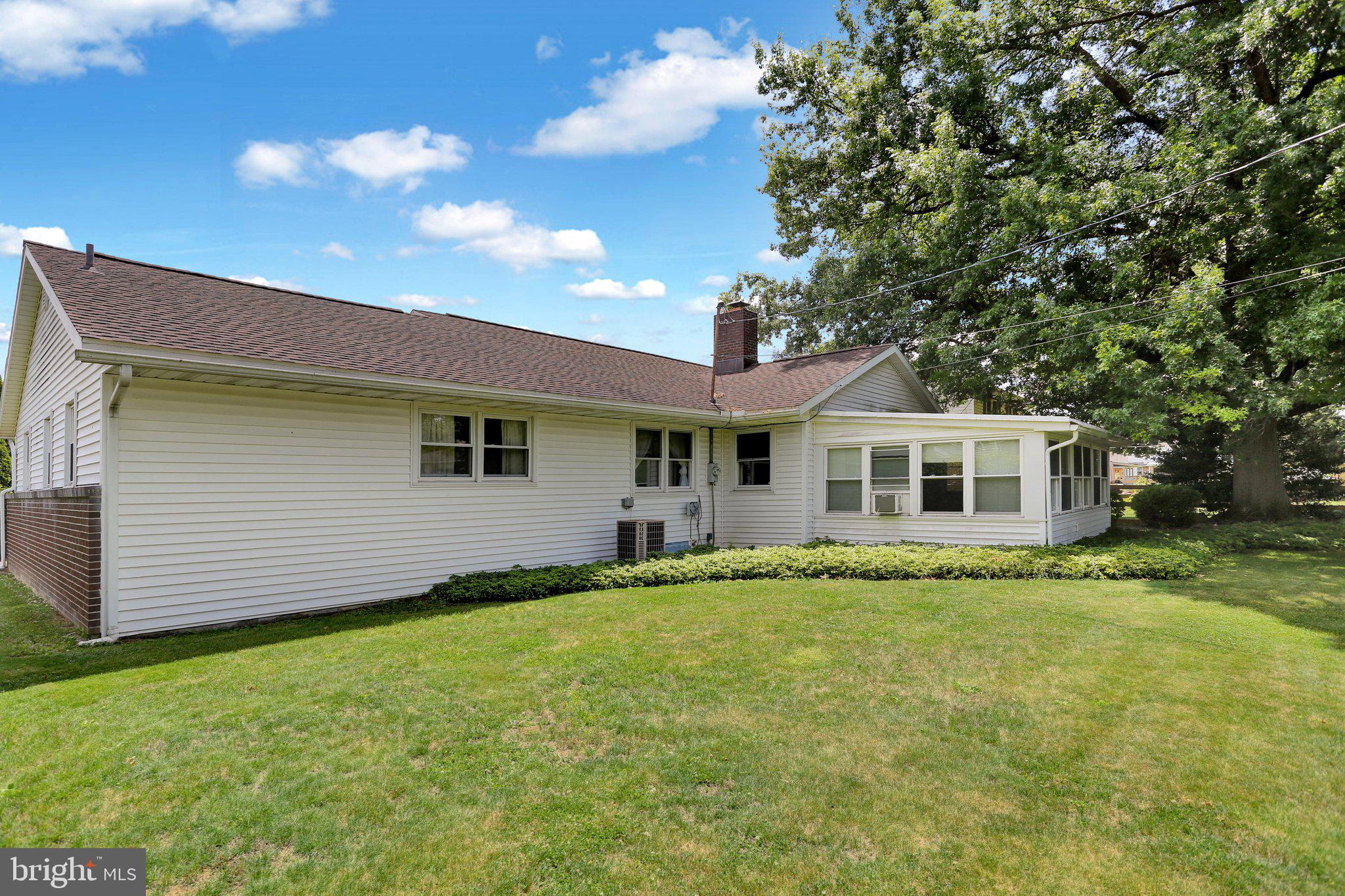 COLONY PARK - Residential