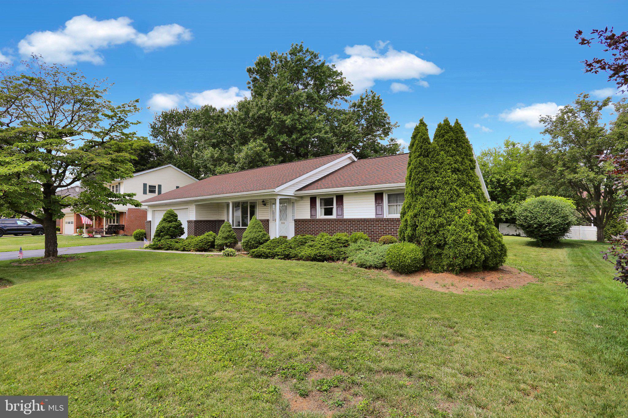 COLONY PARK - Residential