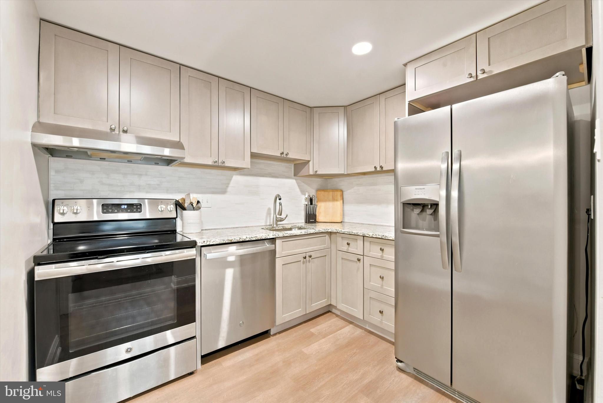 CIDER KNOLL - Residential