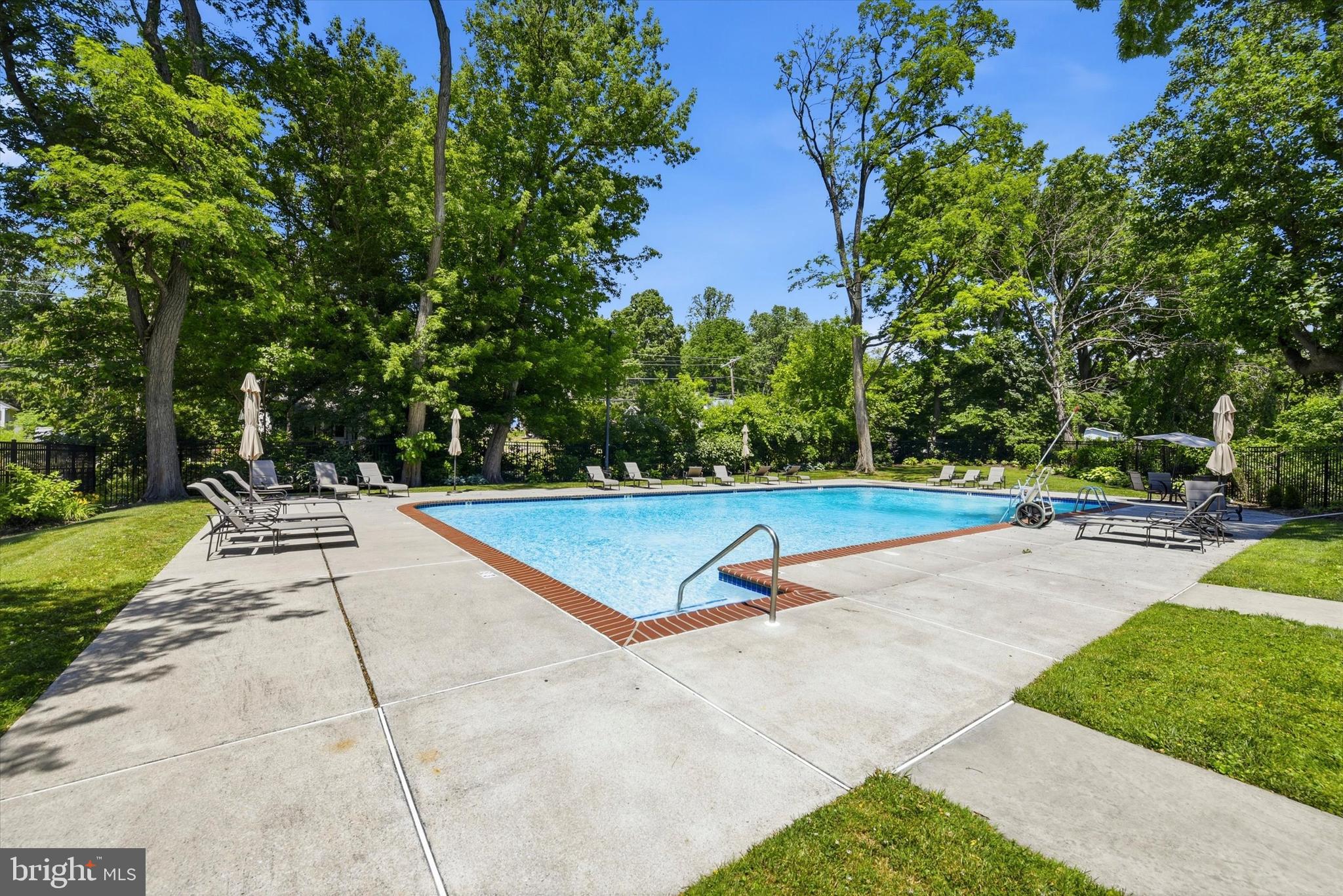 CIDER KNOLL - Residential