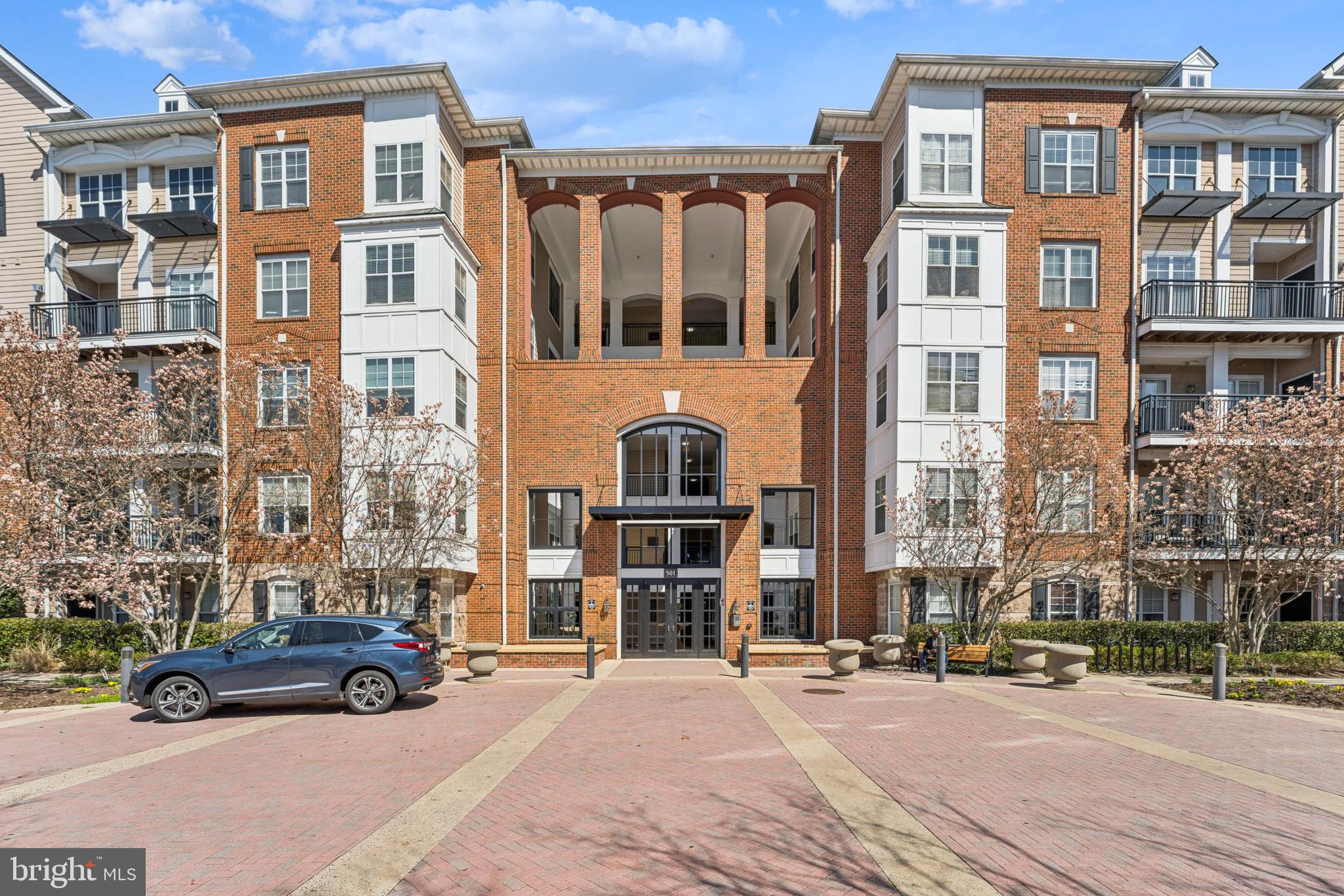 FITZ AT ROCKVILLE TOWN C - Residential