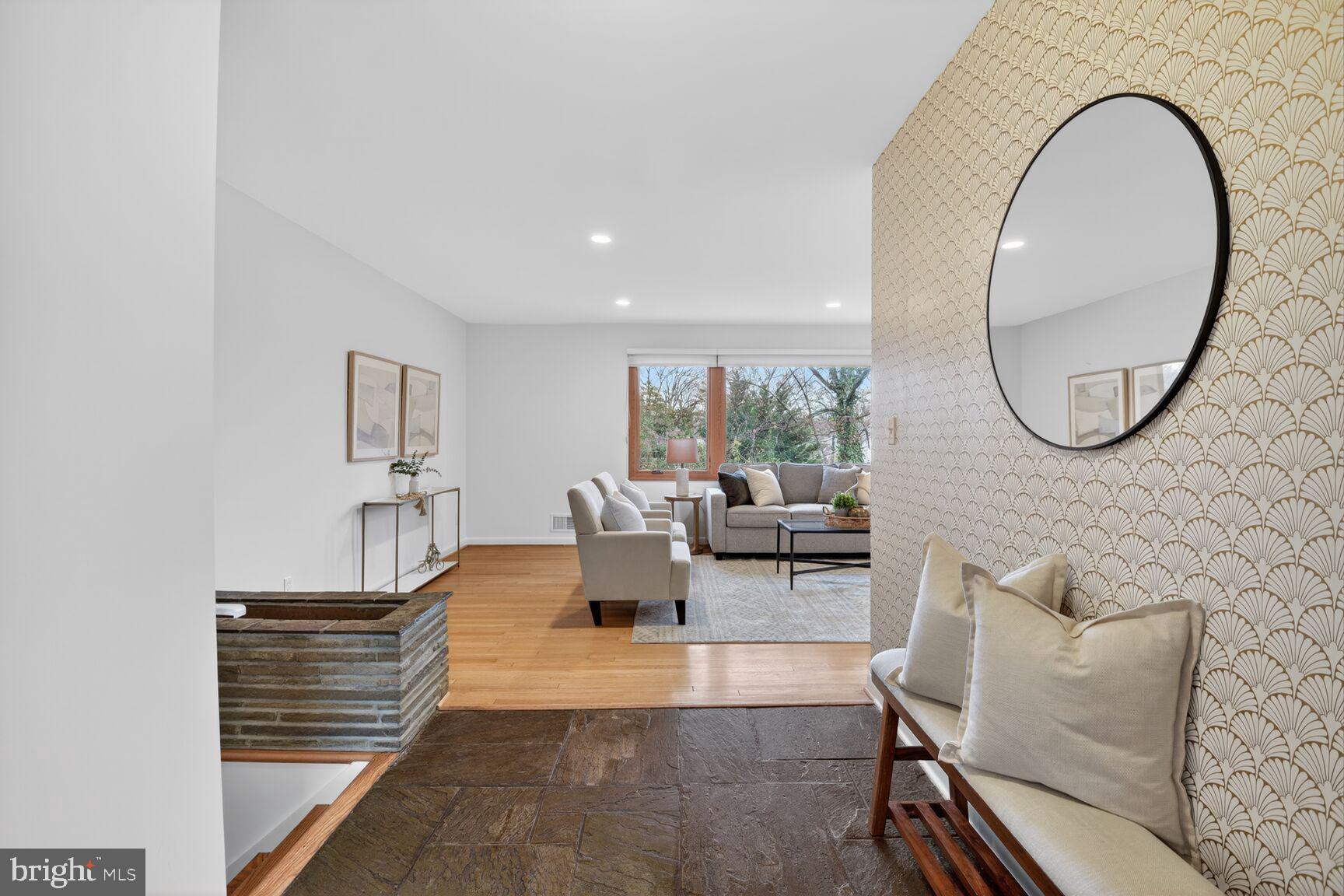 KENWOOD PARK - Residential
