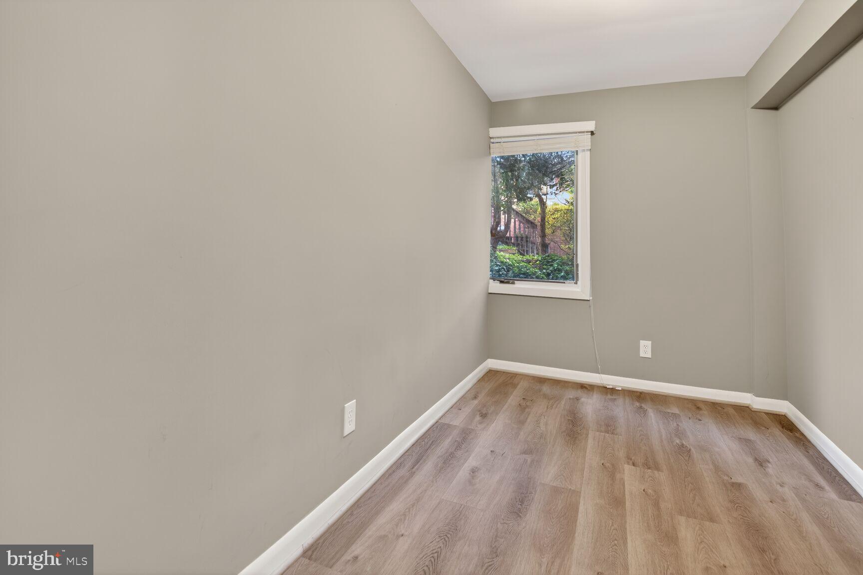 KENWOOD PARK - Residential