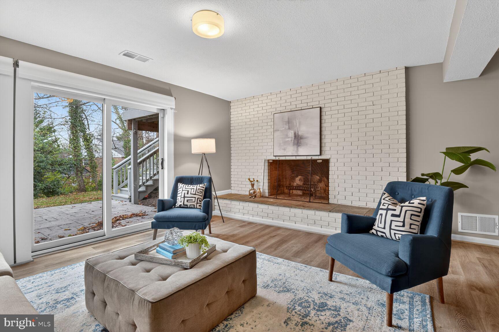 KENWOOD PARK - Residential