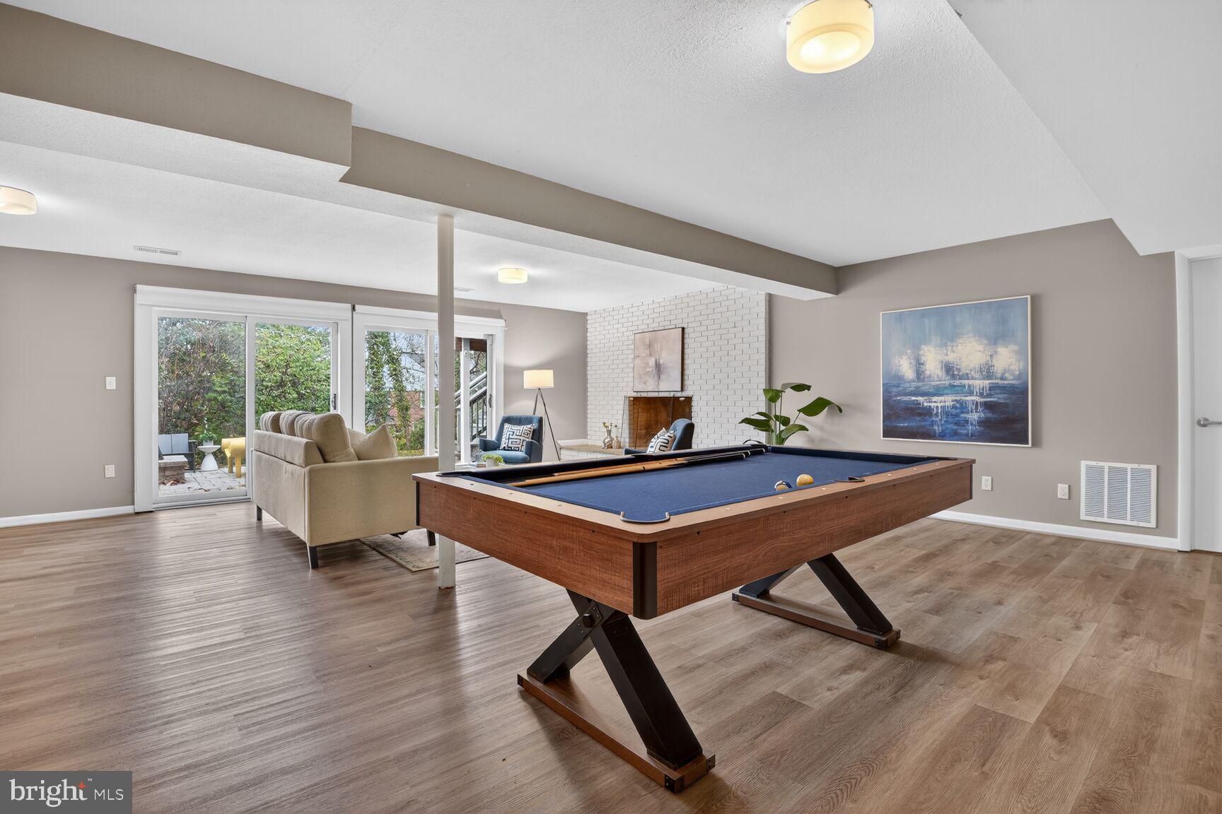 KENWOOD PARK - Residential