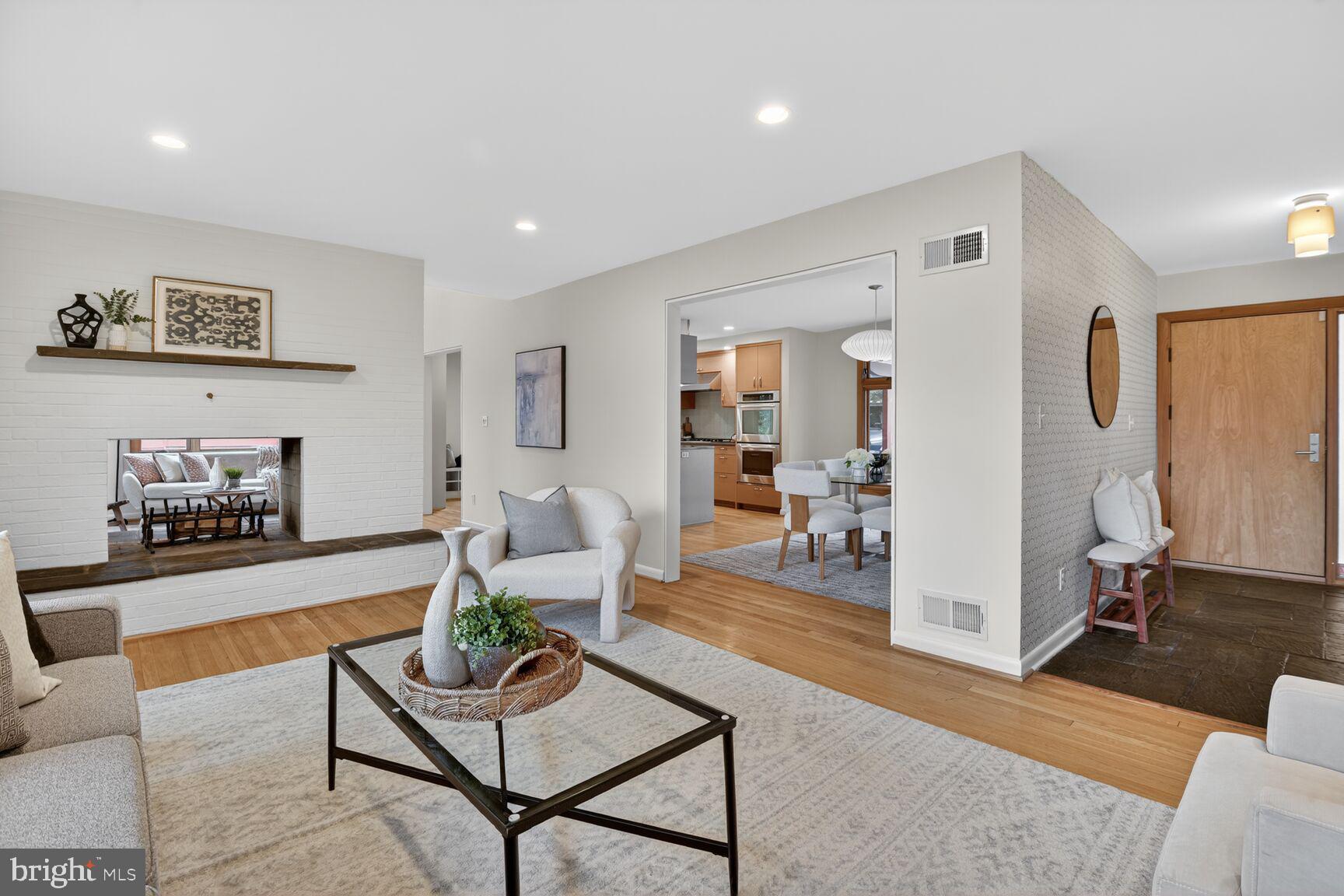 KENWOOD PARK - Residential