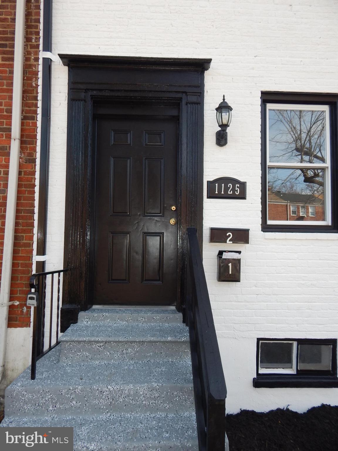 GLEN OAKS - Residential Income