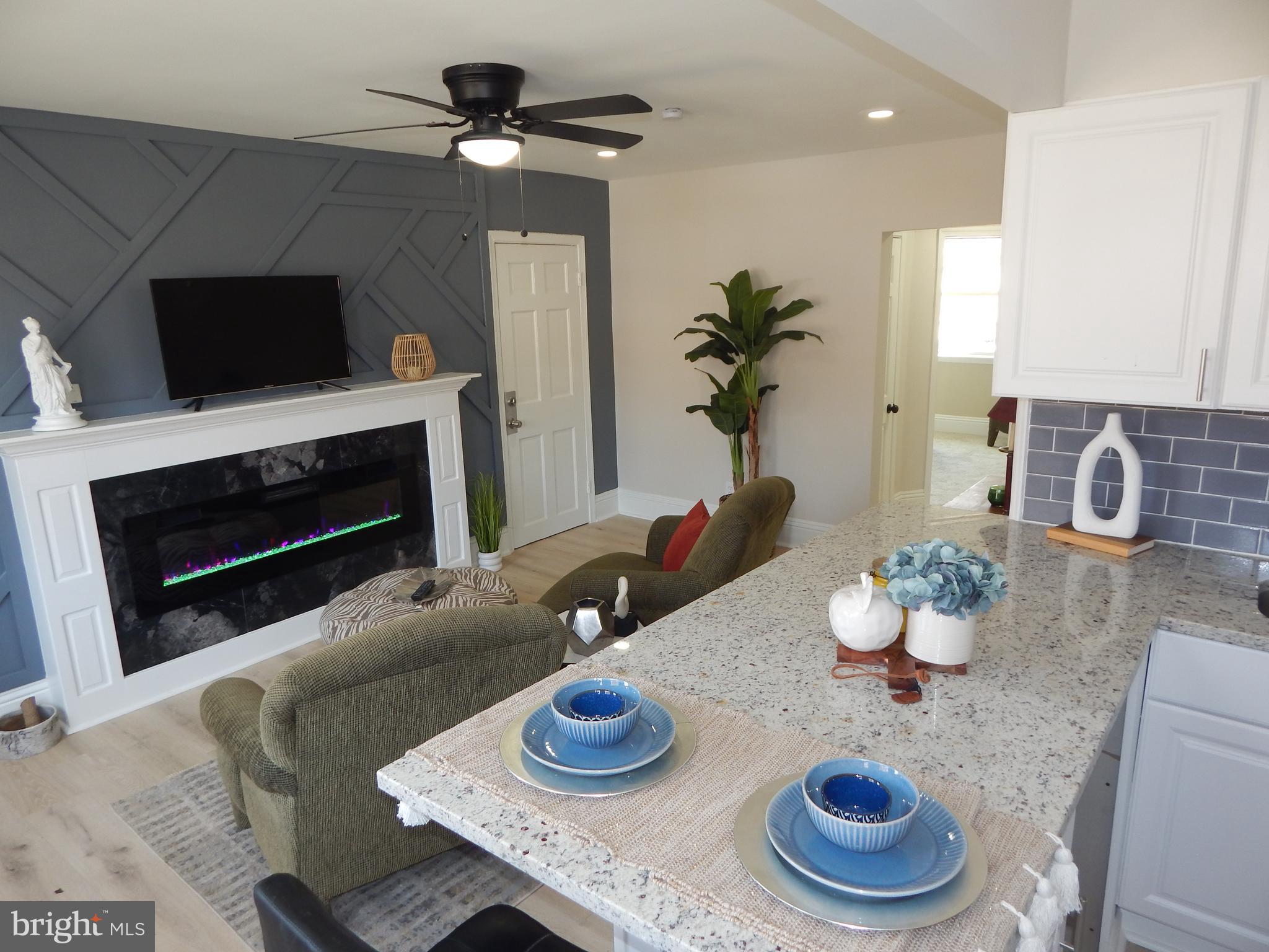 GLEN OAKS - Residential Income