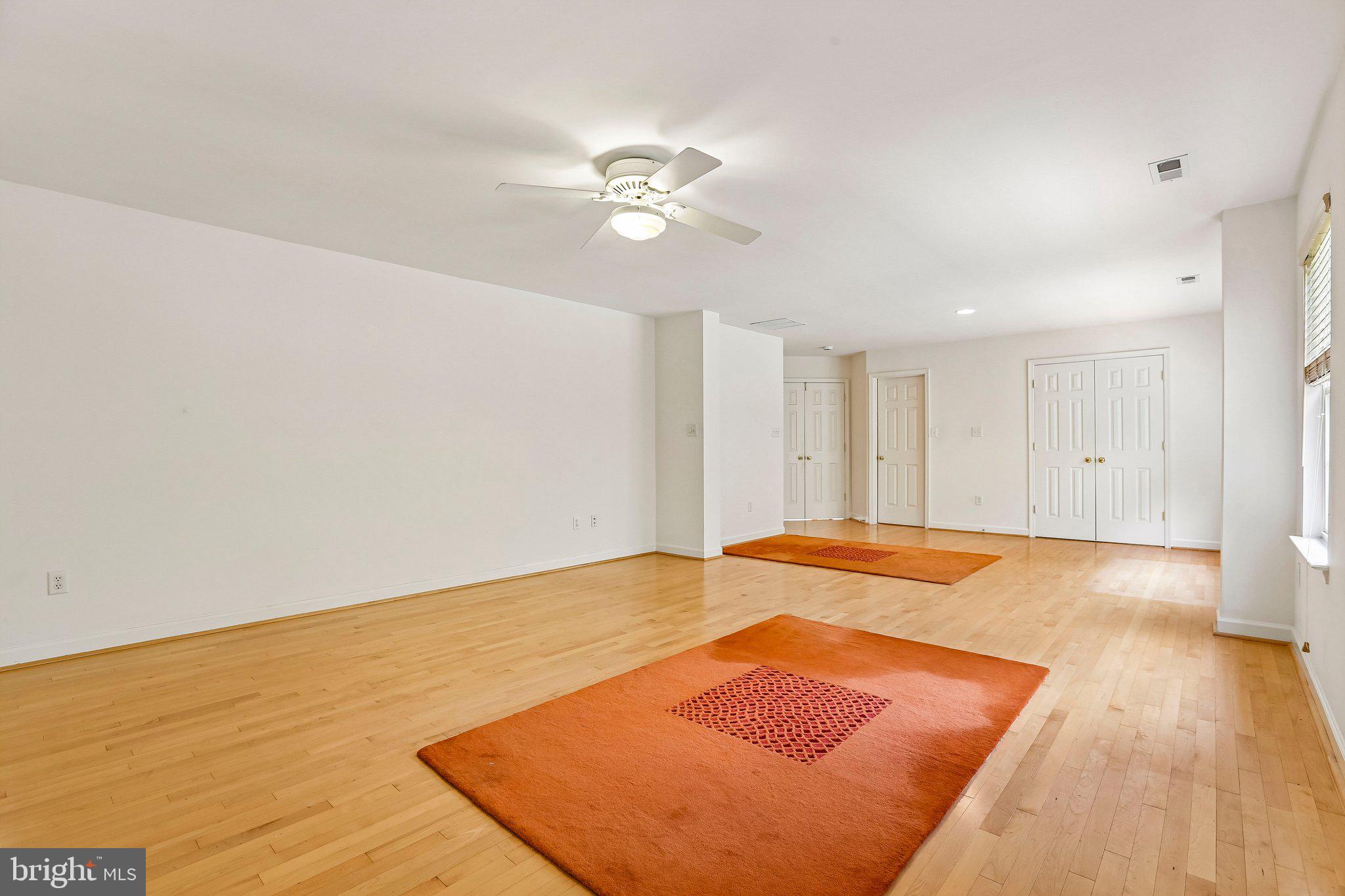 BRIARCLIFF MANOR - Residential