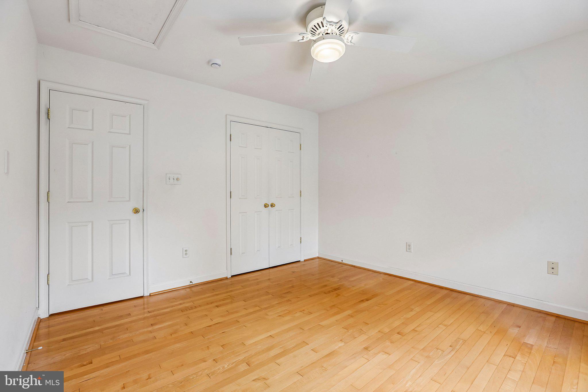 BRIARCLIFF MANOR - Residential