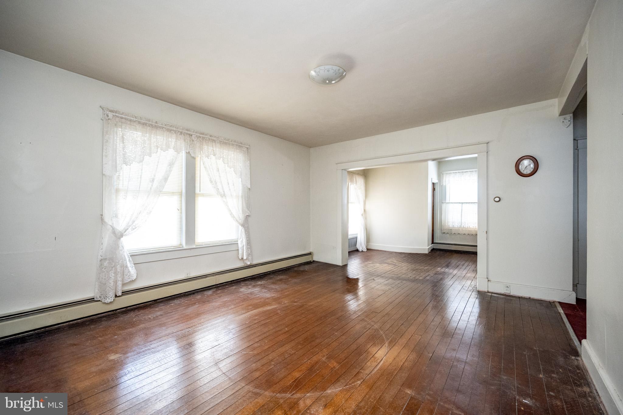 OAKLAND - Residential