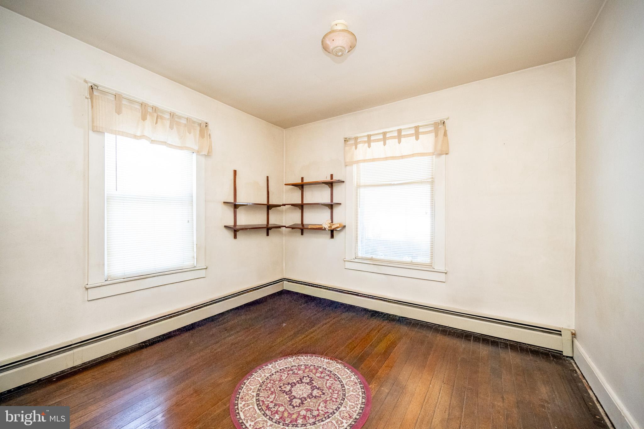 OAKLAND - Residential