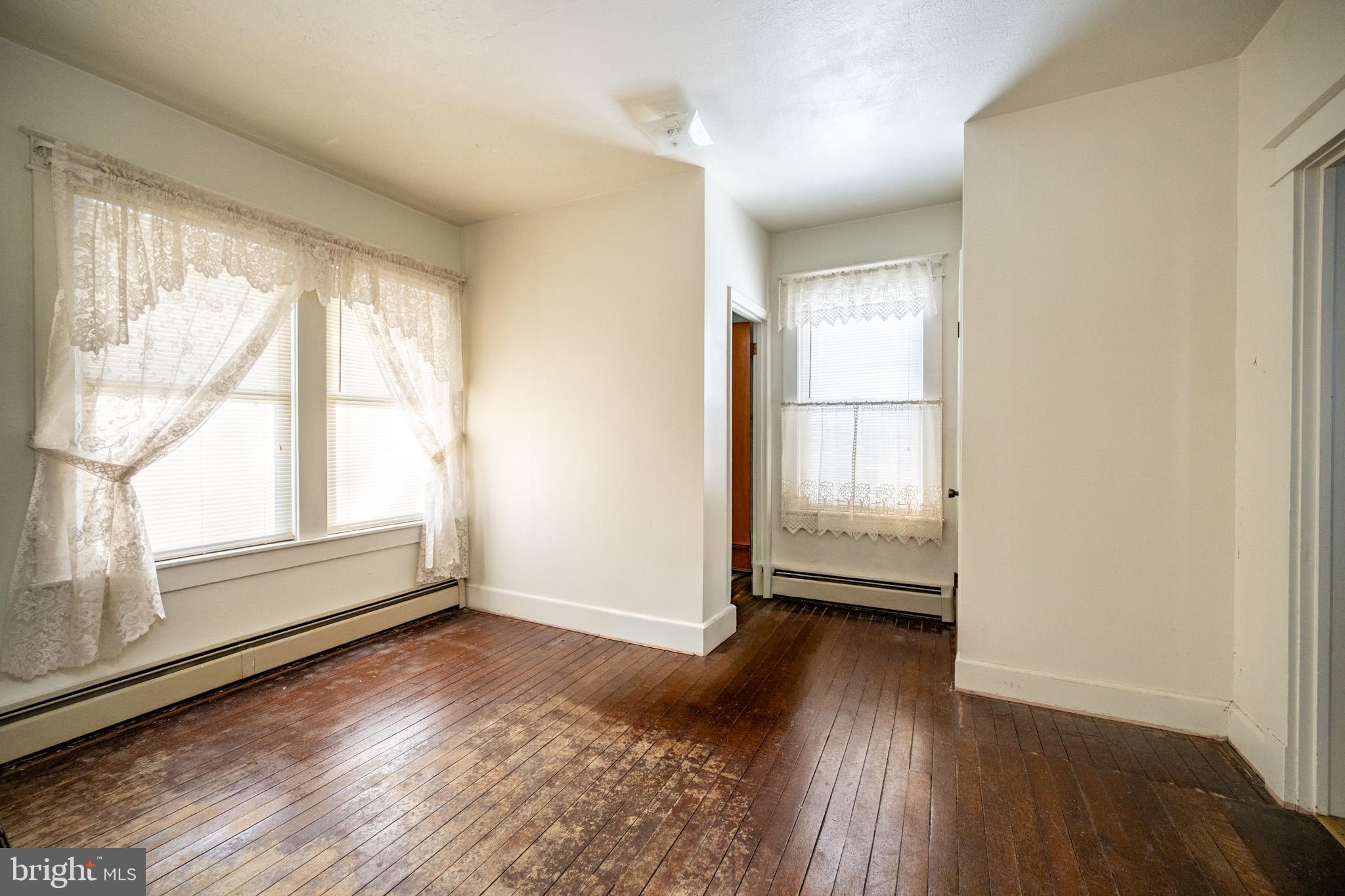 OAKLAND - Residential
