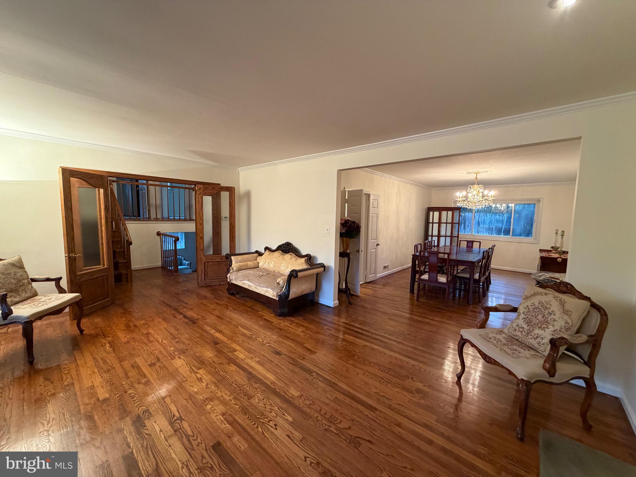 BURGUNDY FARM - Residential
