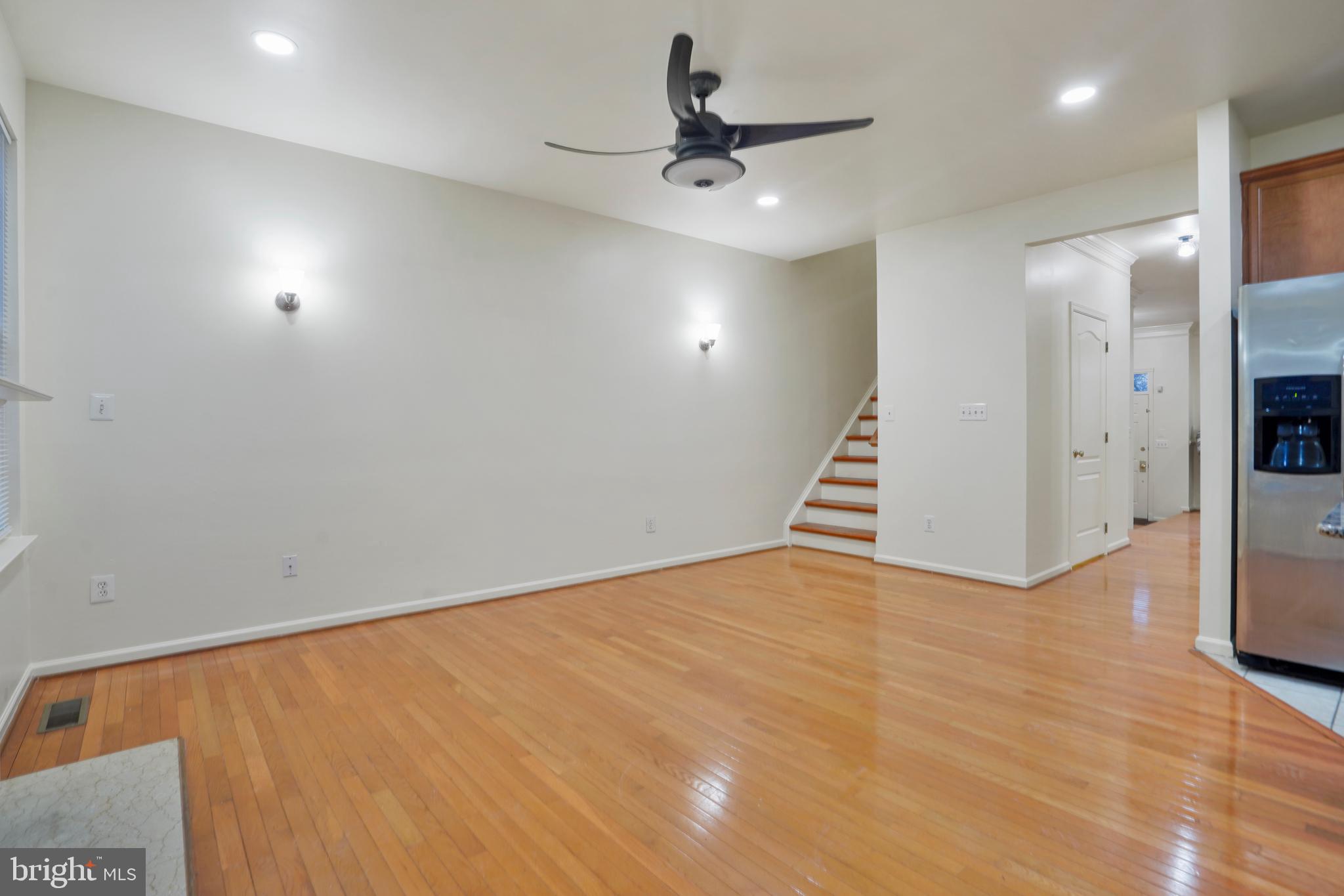 LOUDOUN VALLEY ESTATES - Residential Lease