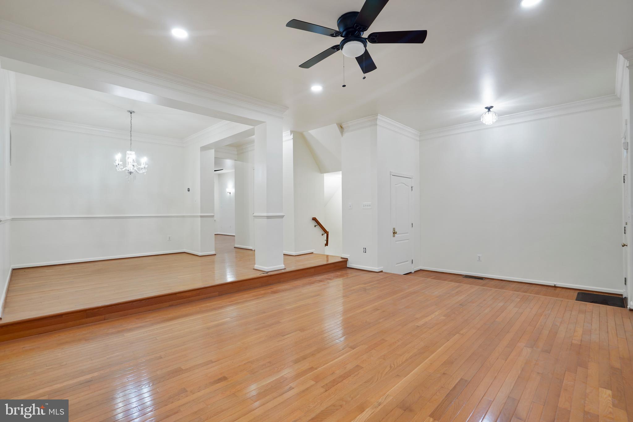 LOUDOUN VALLEY ESTATES - Residential Lease