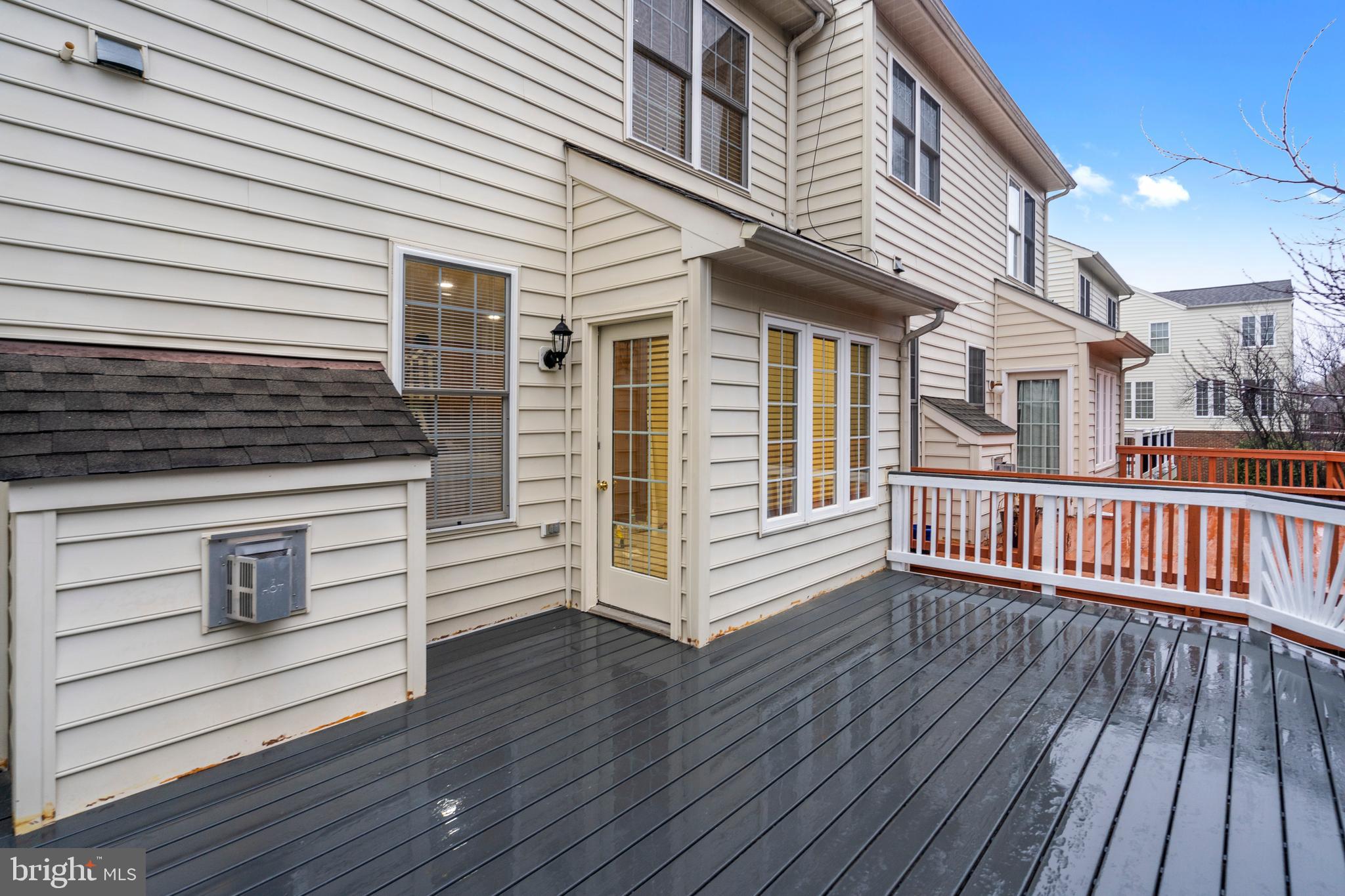 LOUDOUN VALLEY ESTATES - Residential Lease