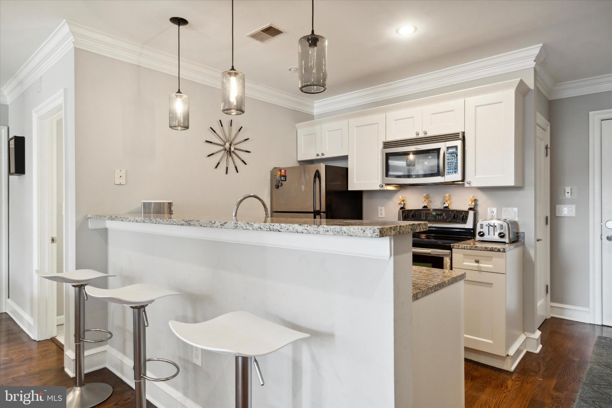 RITTENHOUSE SQUARE - Residential Lease