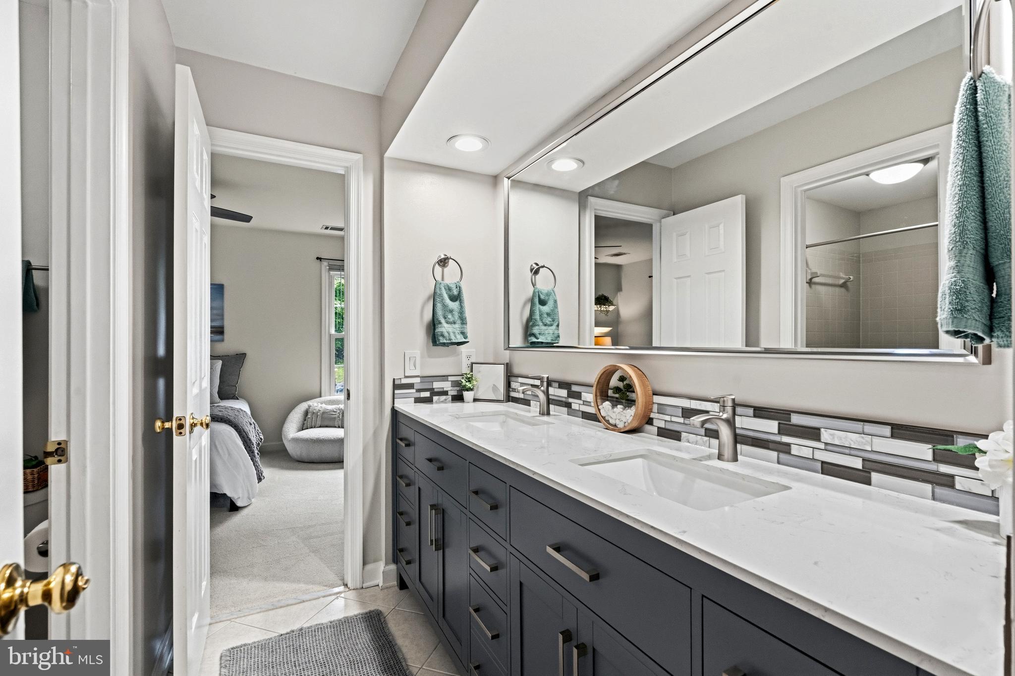 RIVERVIEW ESTATES - Residential
