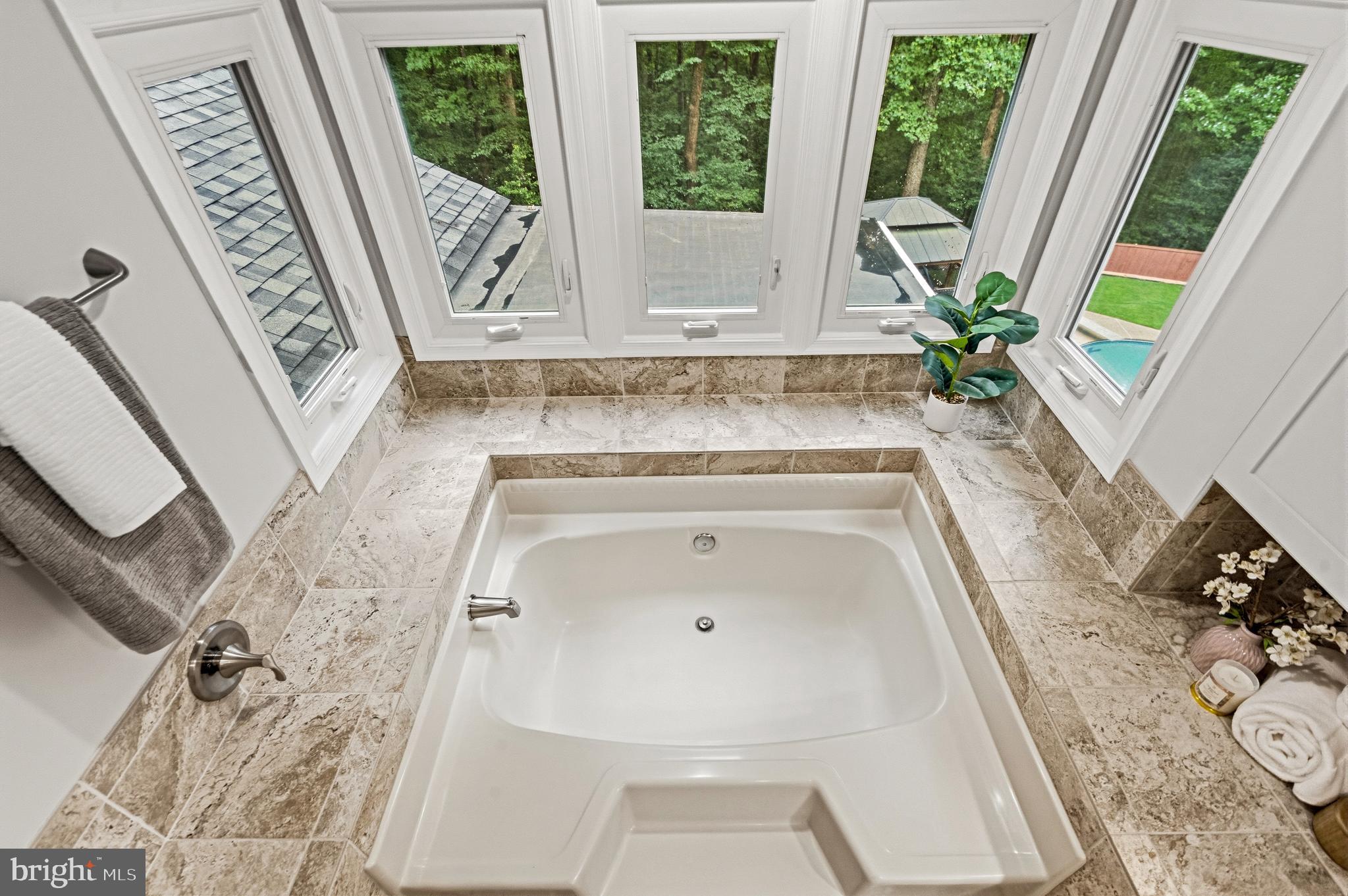 RIVERVIEW ESTATES - Residential