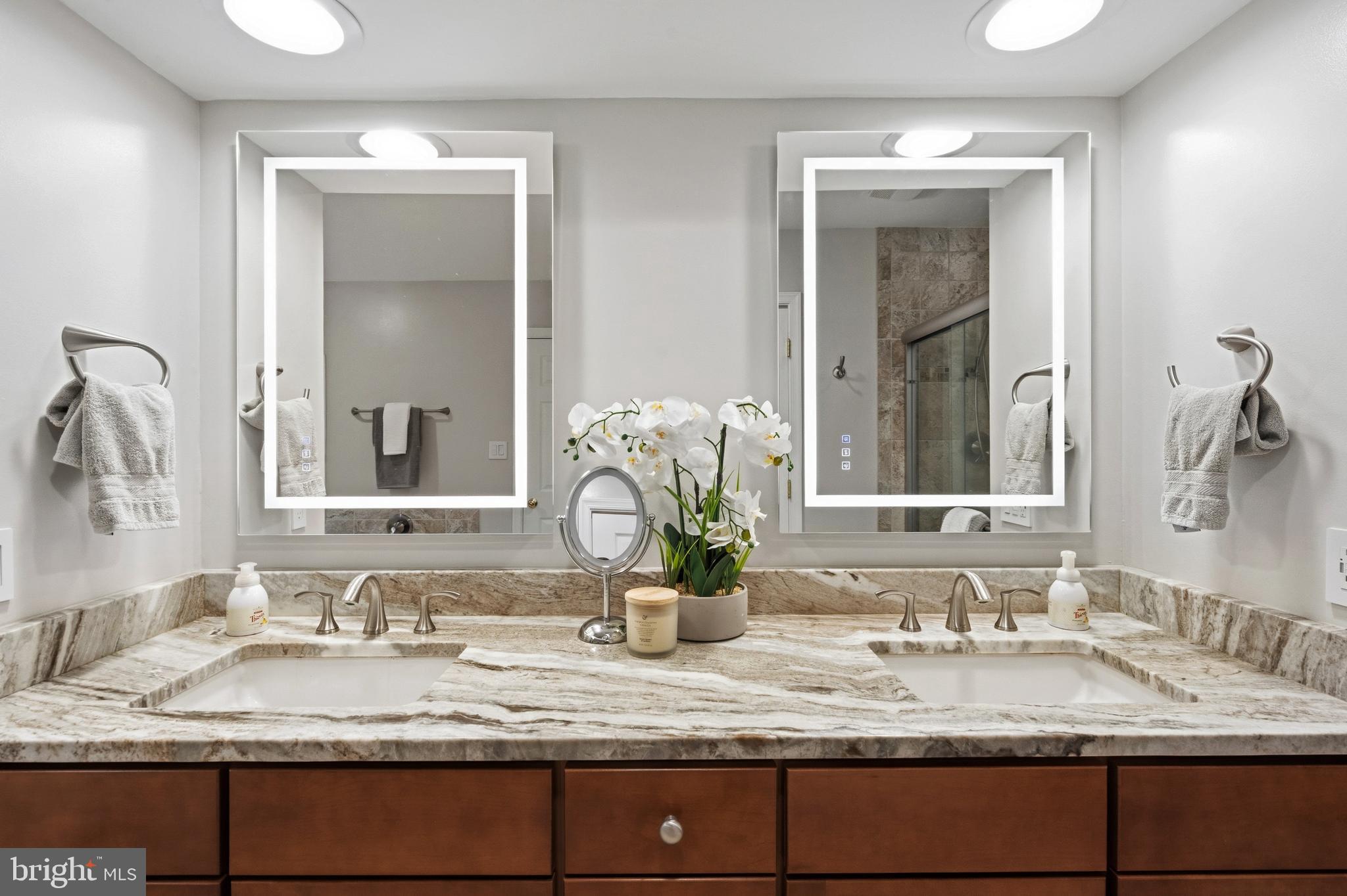 RIVERVIEW ESTATES - Residential