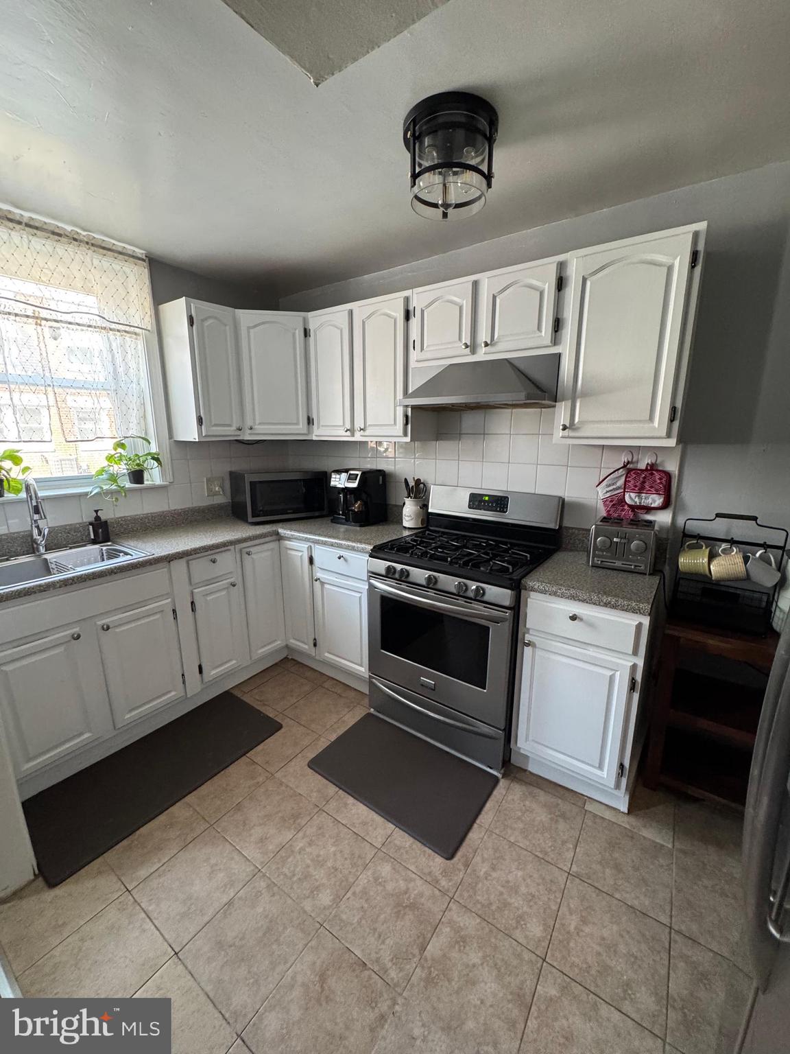 PHILADELPHIA (SOUTHWEST) - Residential