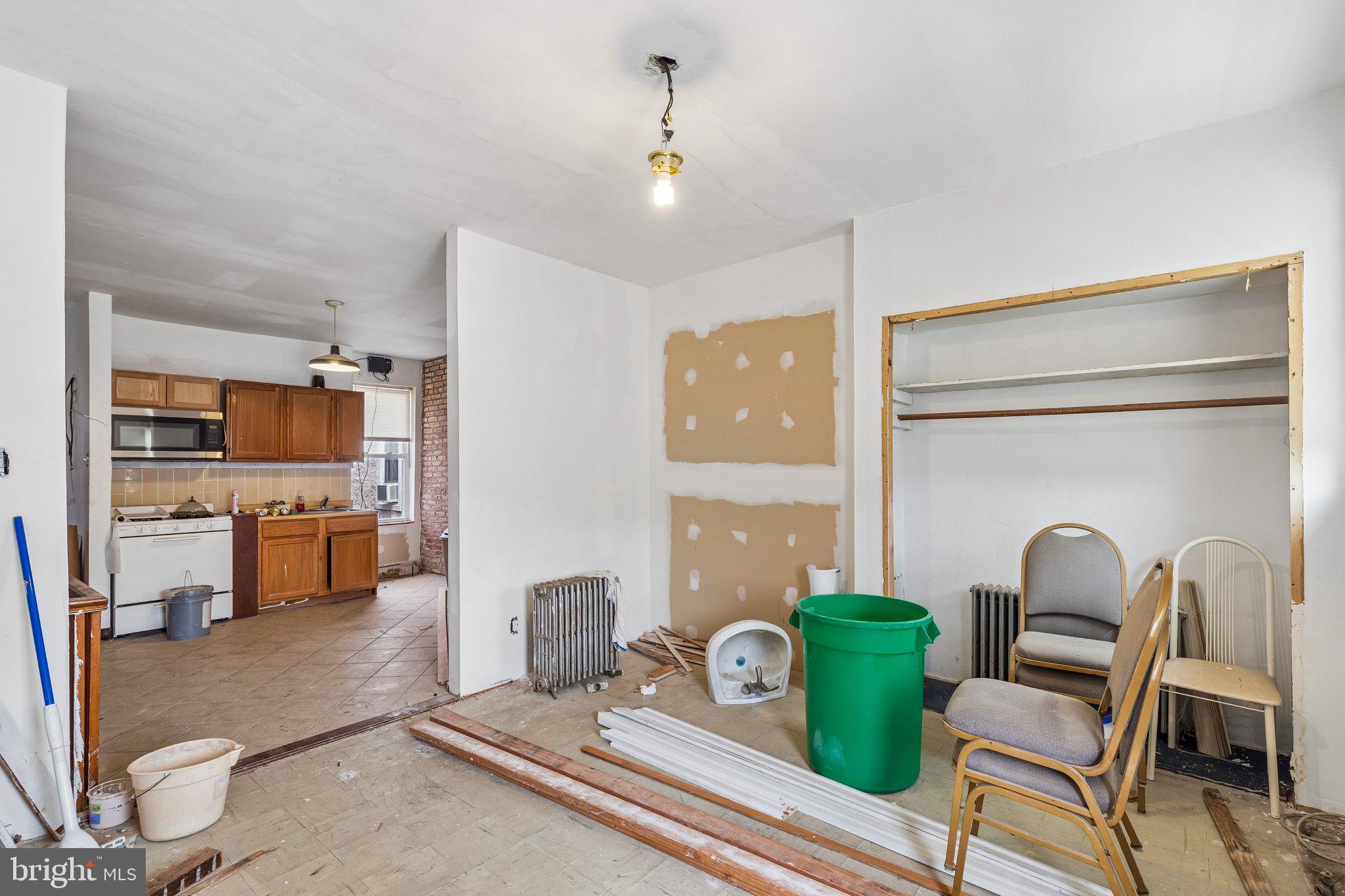 PHILADELPHIA (SOUTH) - Residential Income