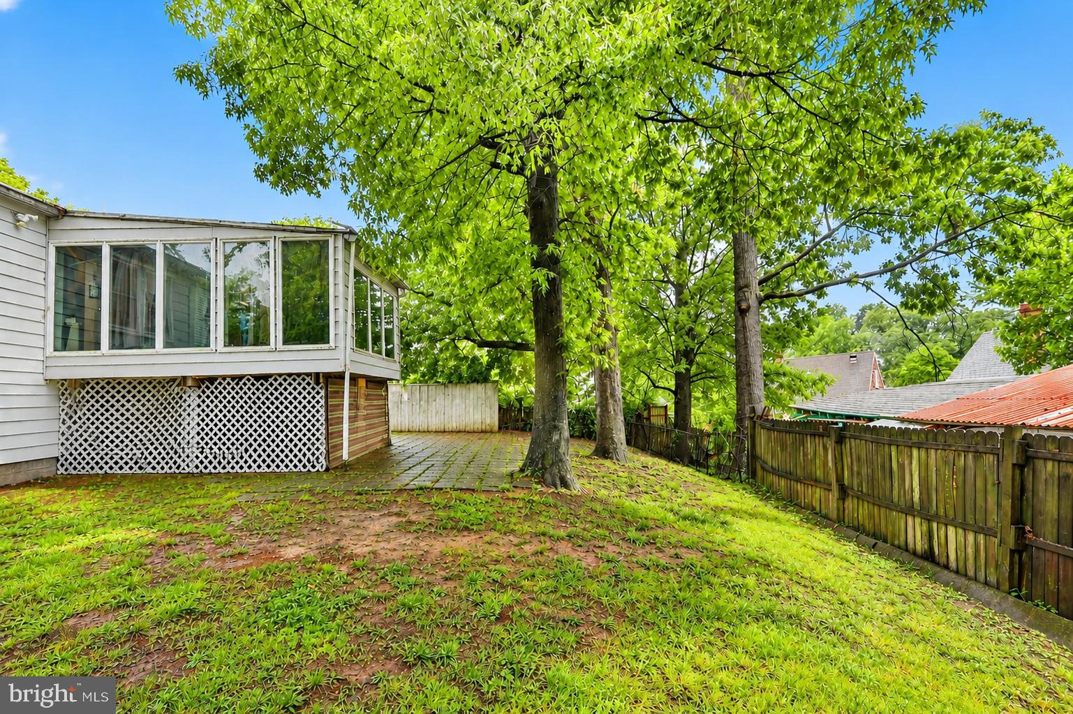 BLADENSBURG - Residential