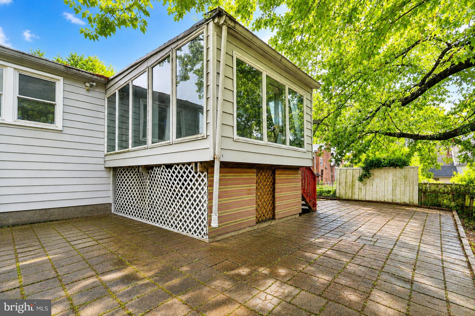 BLADENSBURG - Residential
