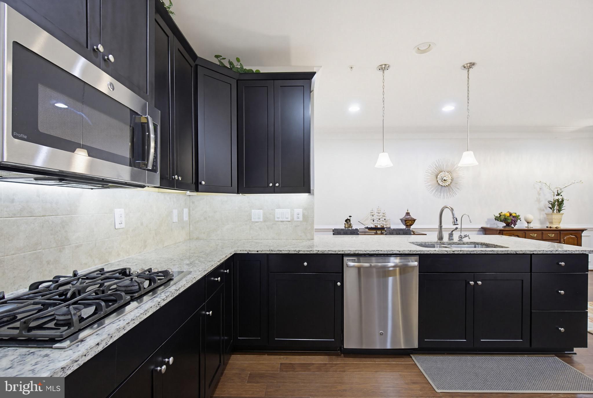 ENCLAVE AT PARK FOREST - Residential