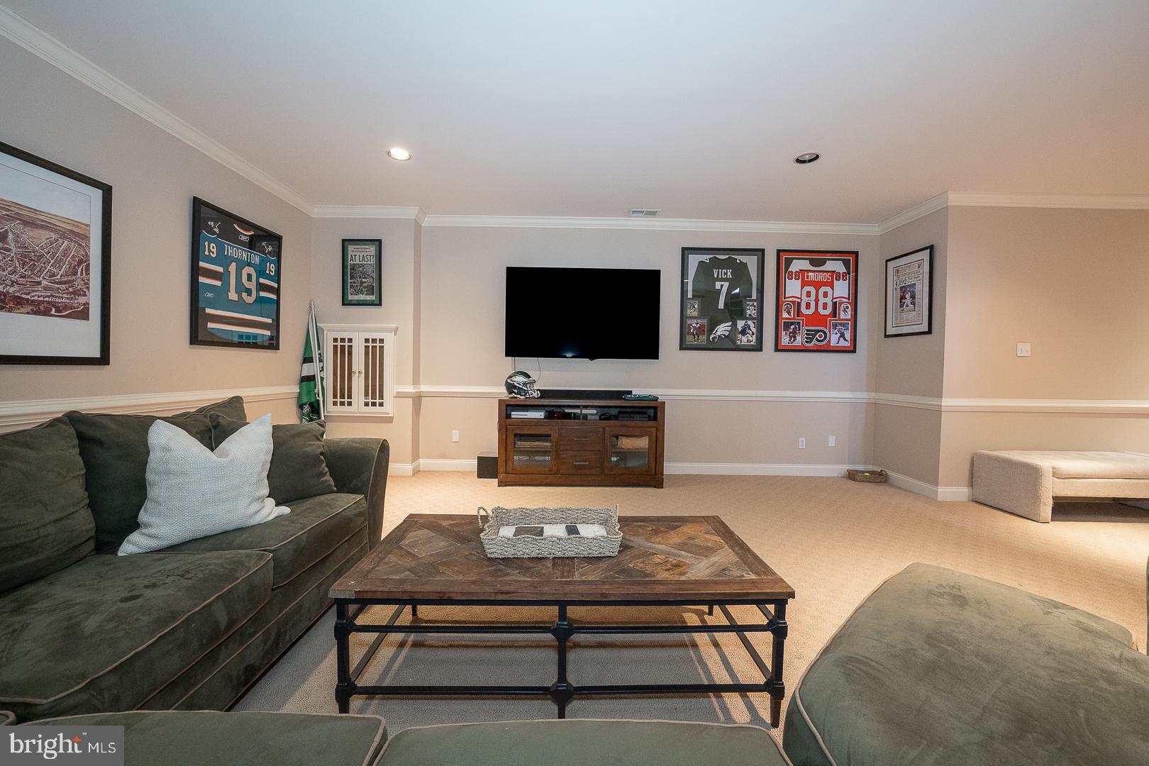WHITEHORSE - Residential