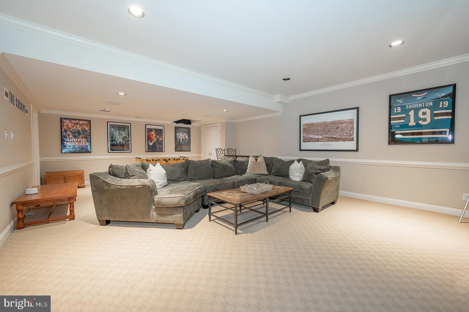 WHITEHORSE - Residential