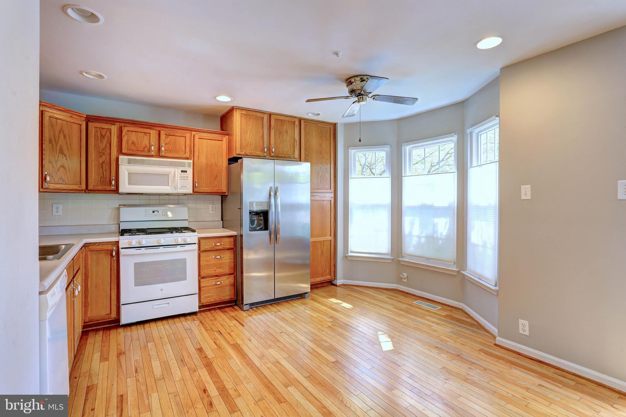LONG REACH - Residential