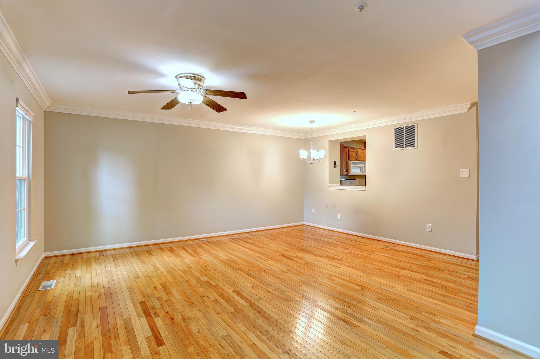 LONG REACH - Residential