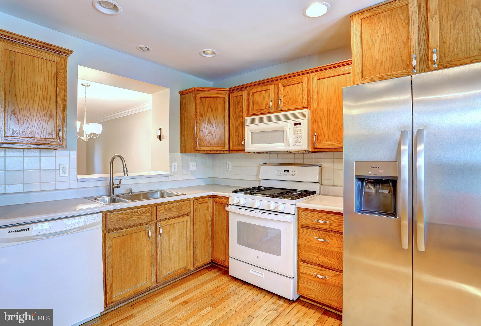 LONG REACH - Residential