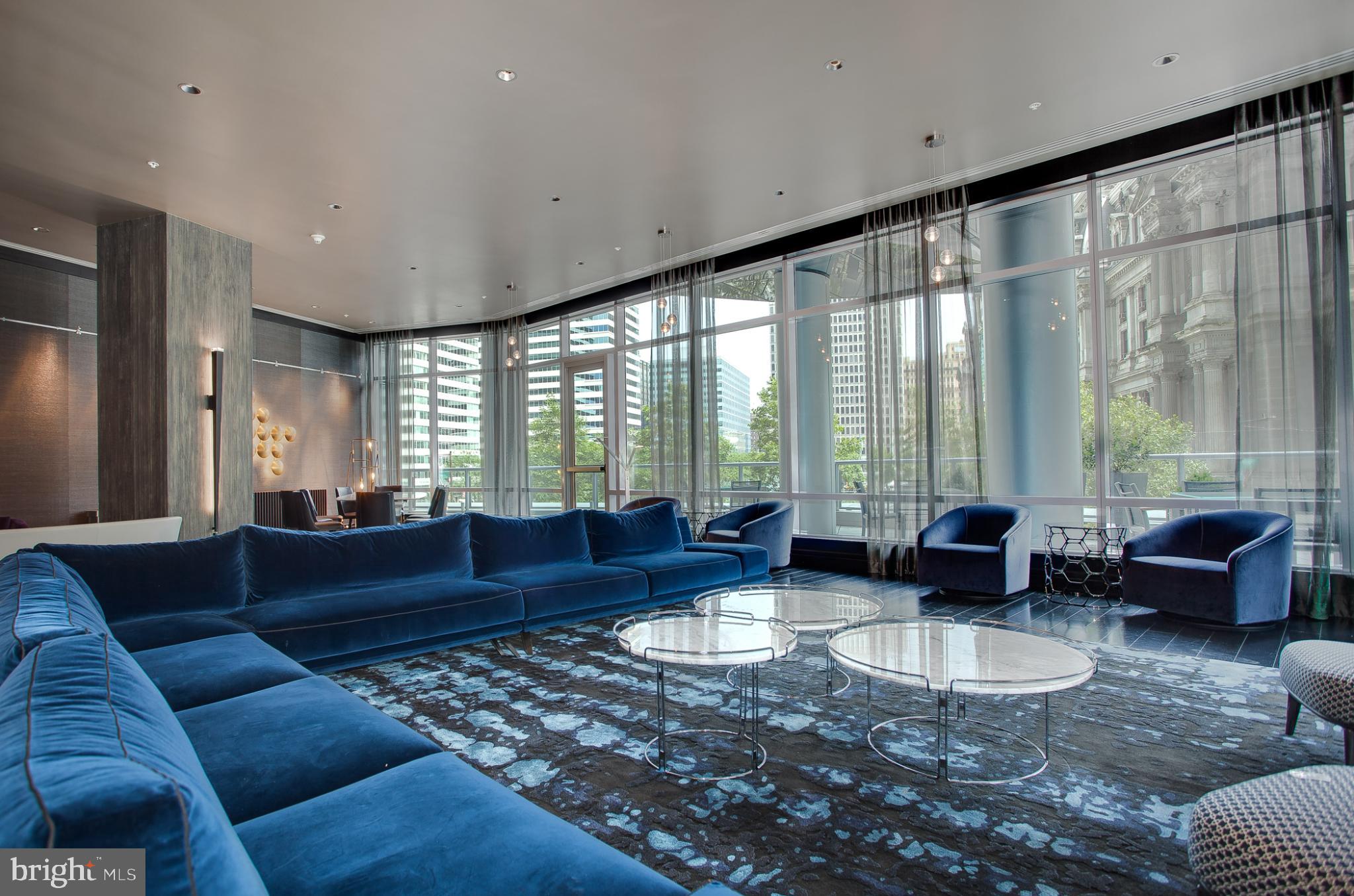 AVENUE OF THE ARTS - Residential