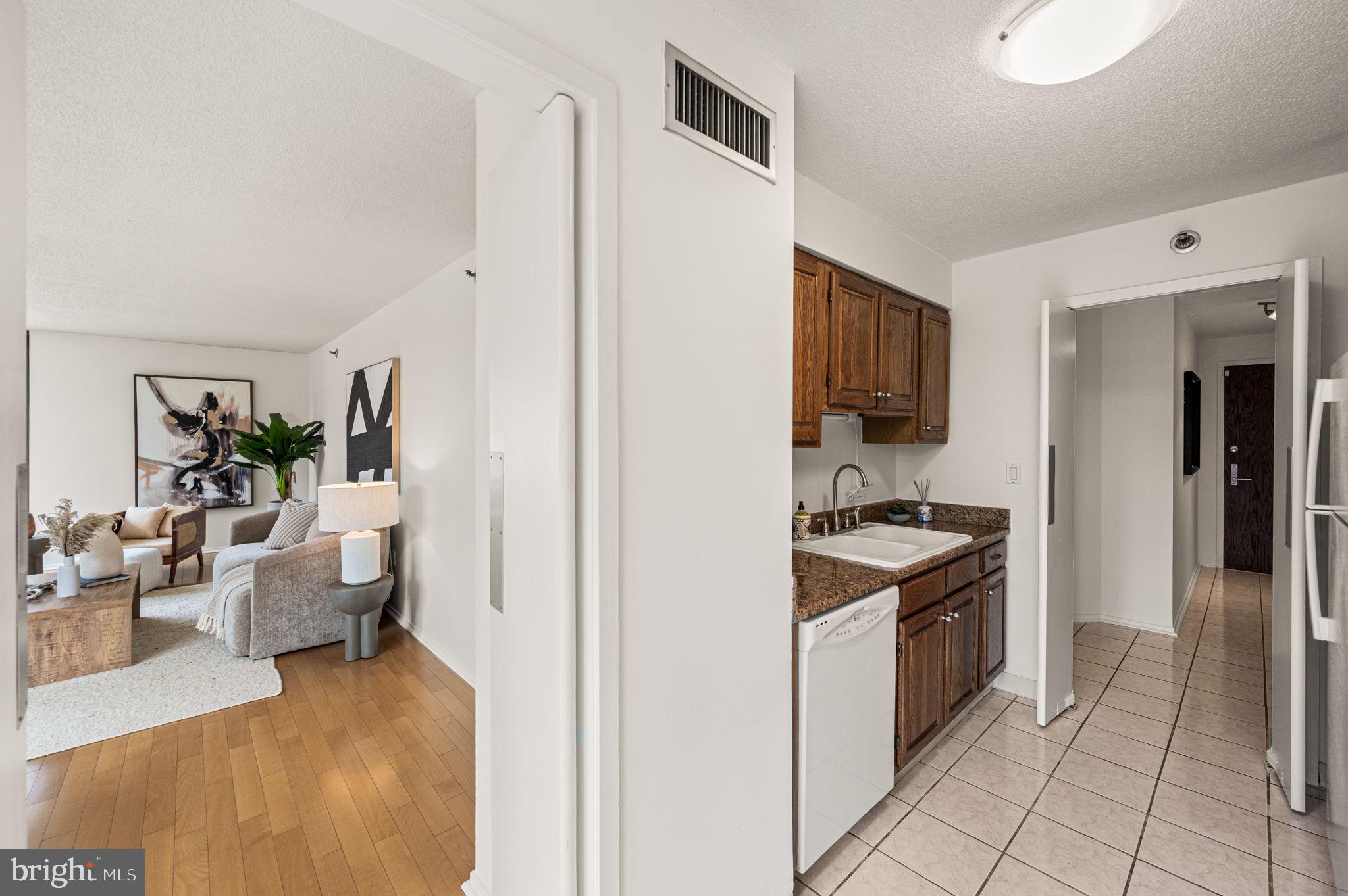 RITTENHOUSE SQUARE - Residential
