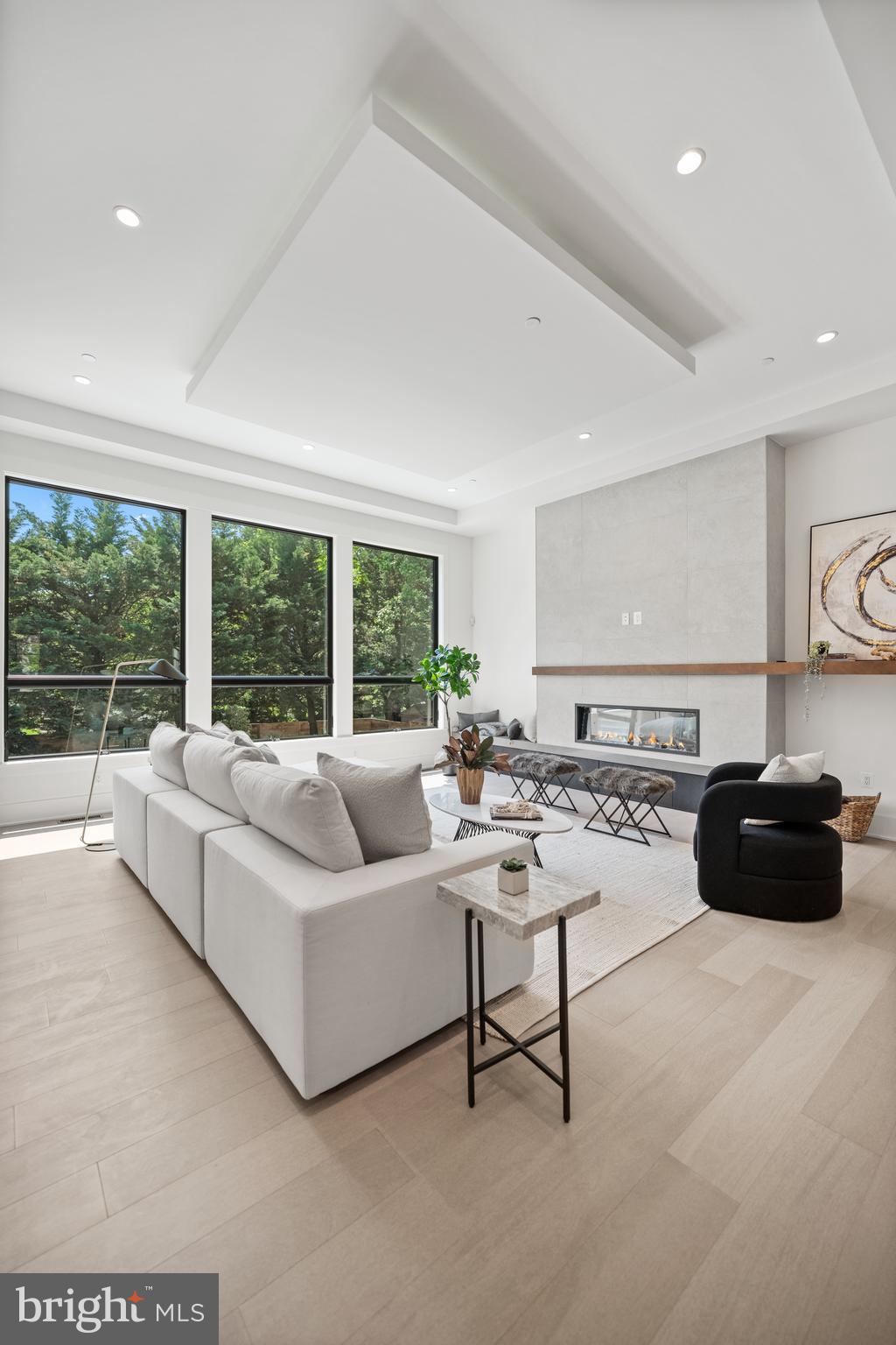 POLO CLUB ESTATES - Residential