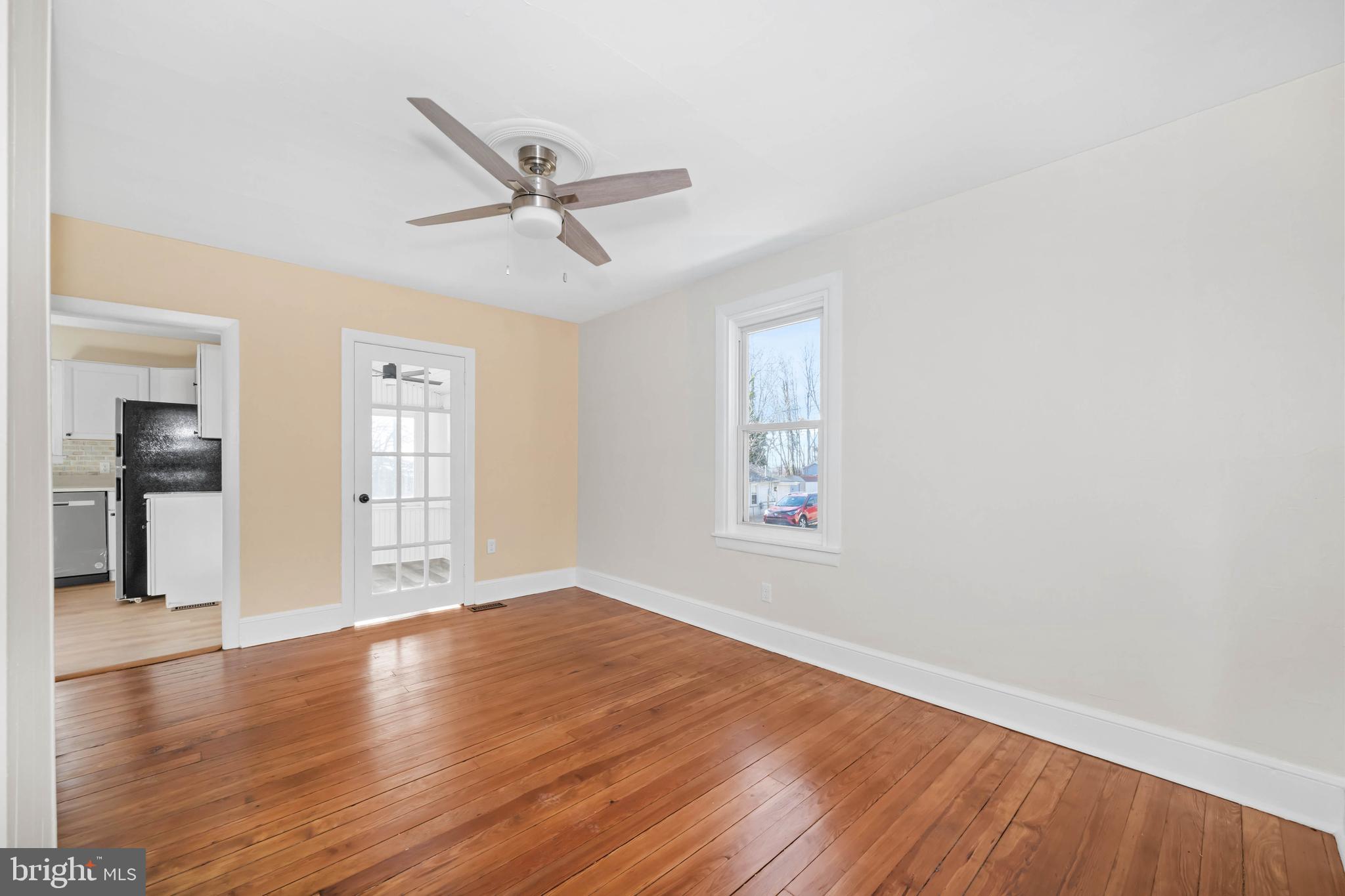 HOLLY OAK - Residential