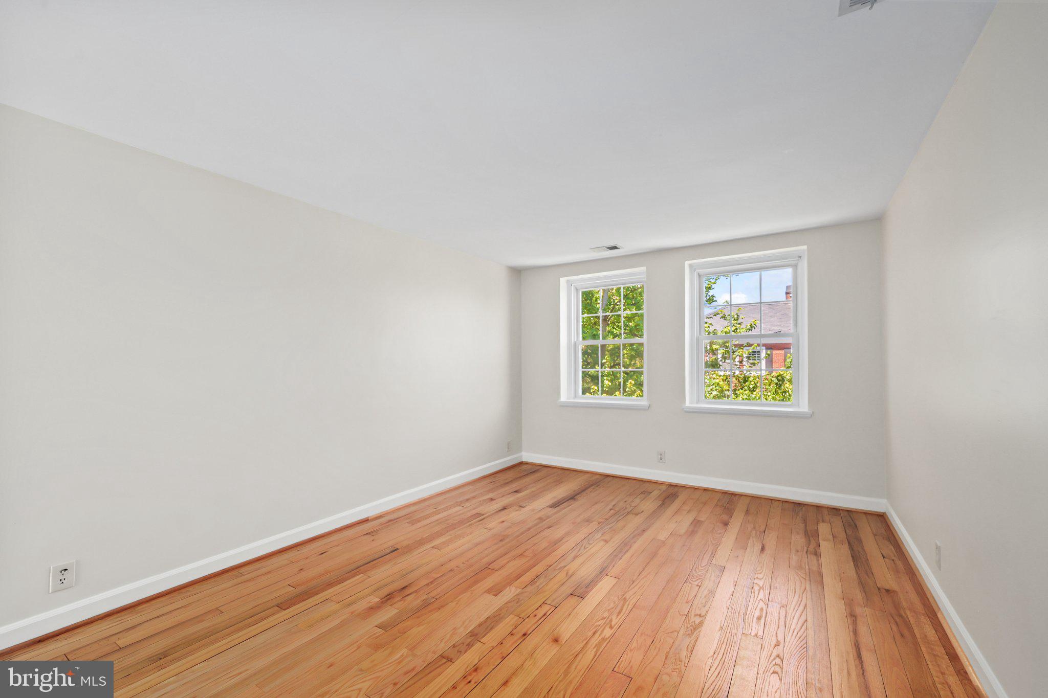 FAIRLINGTON VILLAGES - Residential