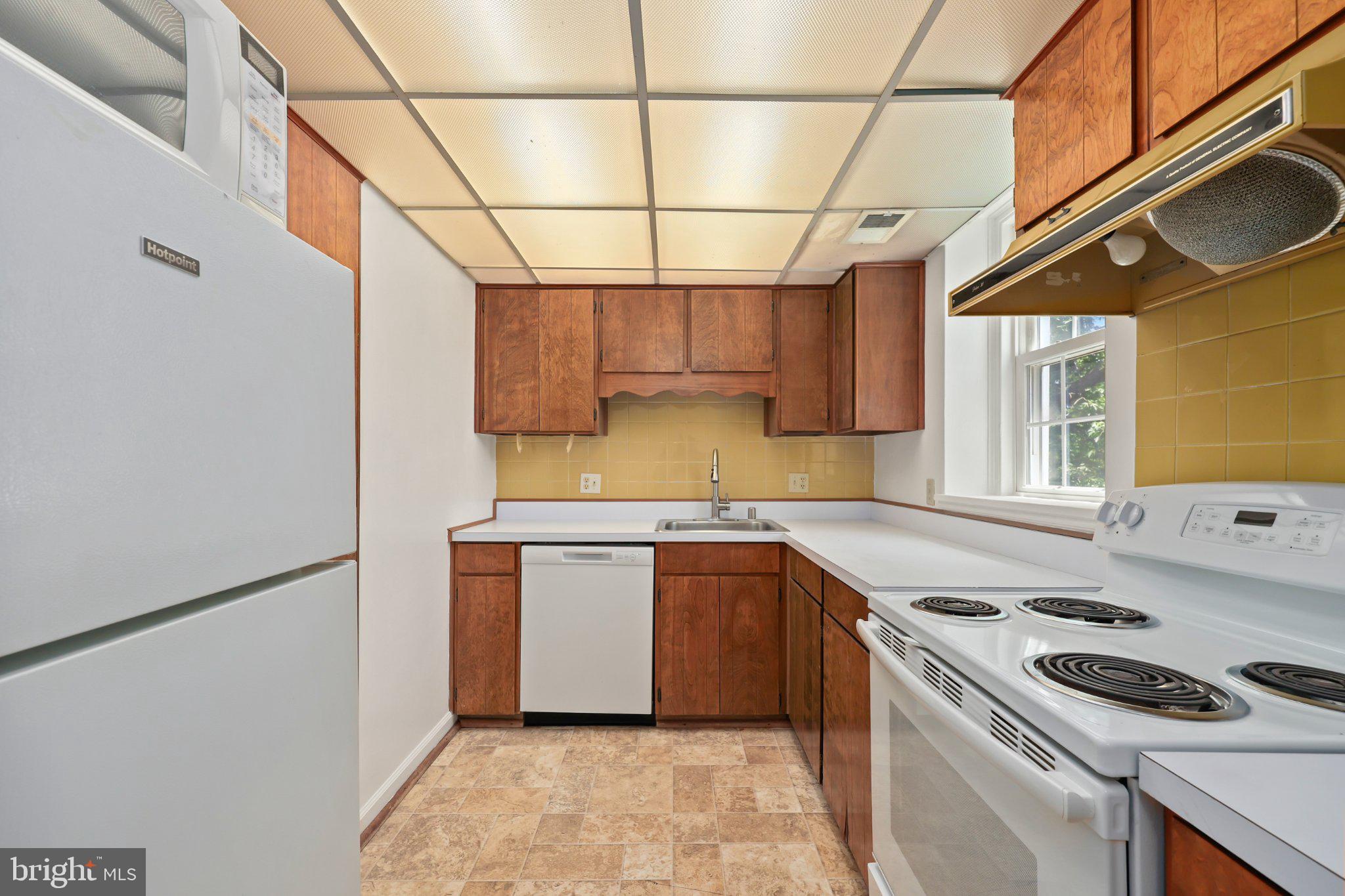 FAIRLINGTON VILLAGES - Residential