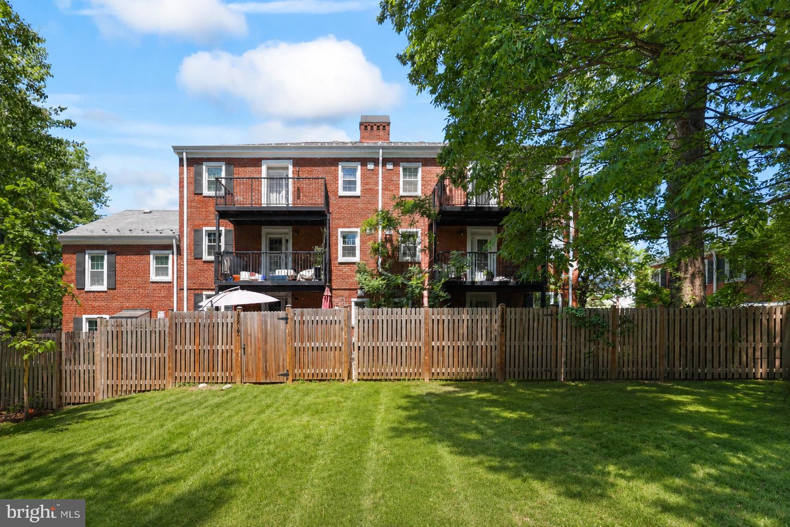 FAIRLINGTON VILLAGES - Residential