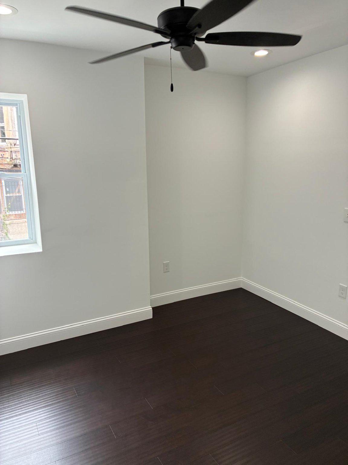 BROADWAY EAST - Residential
