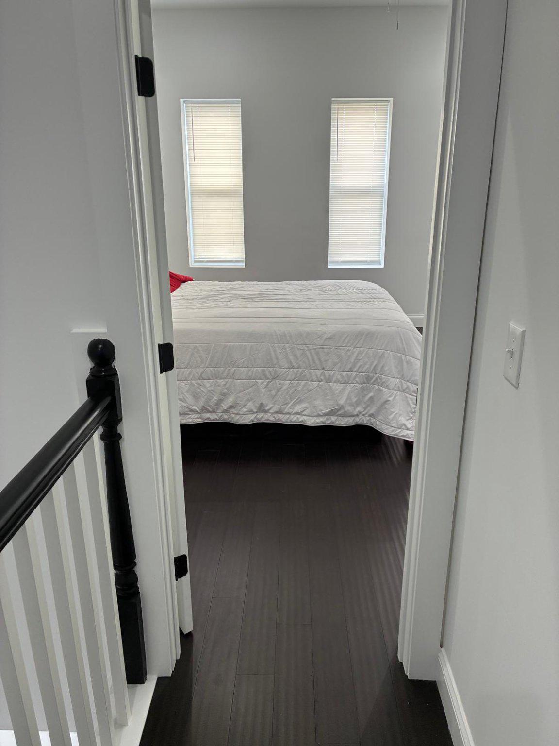 BROADWAY EAST - Residential