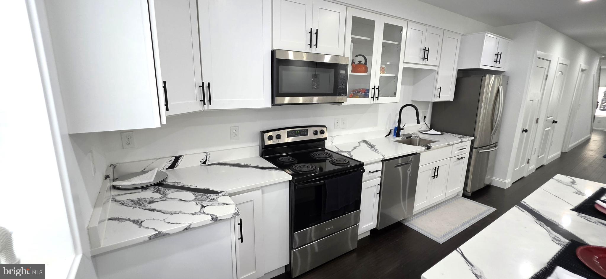 BROADWAY EAST - Residential