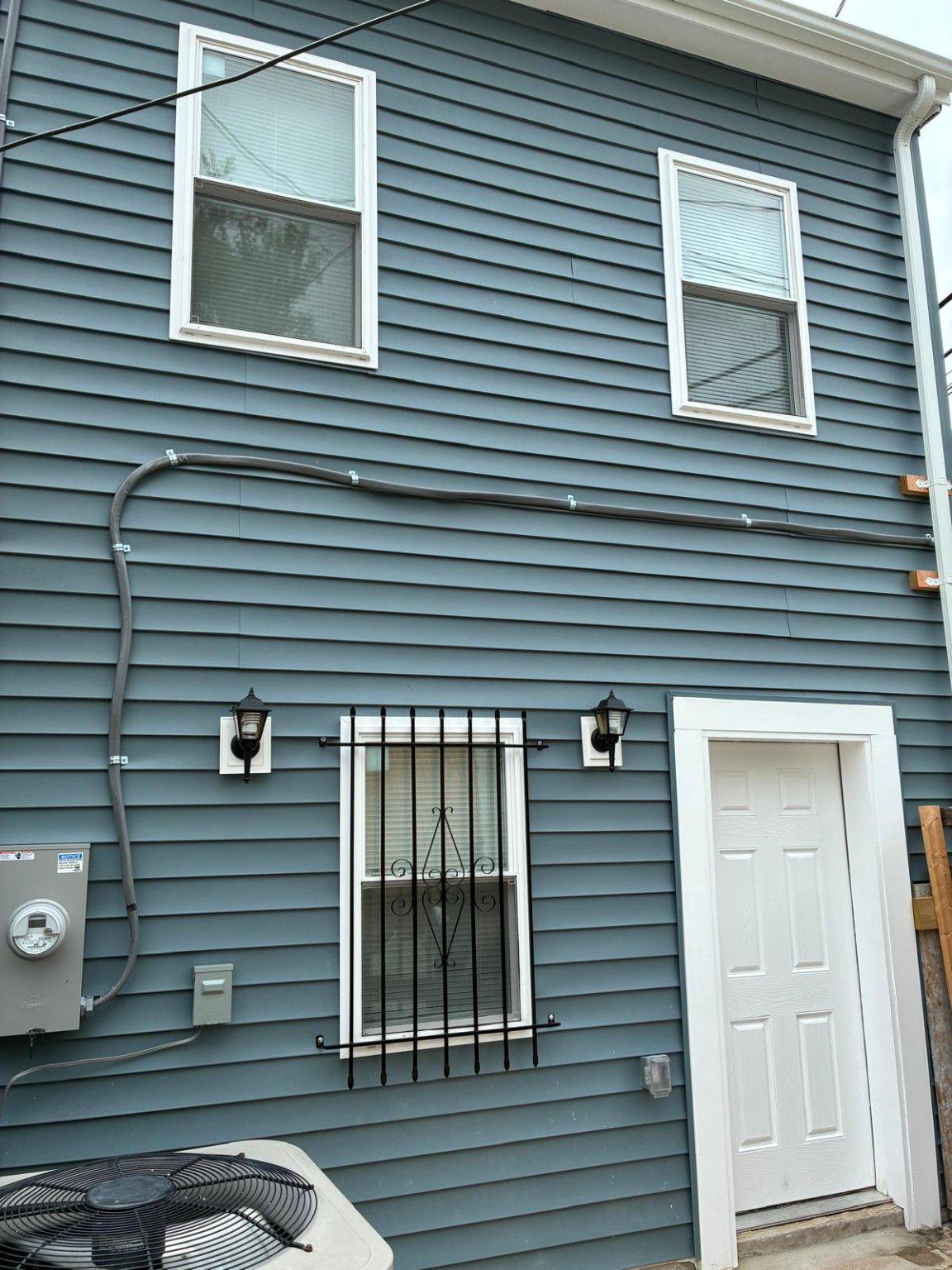 BROADWAY EAST - Residential