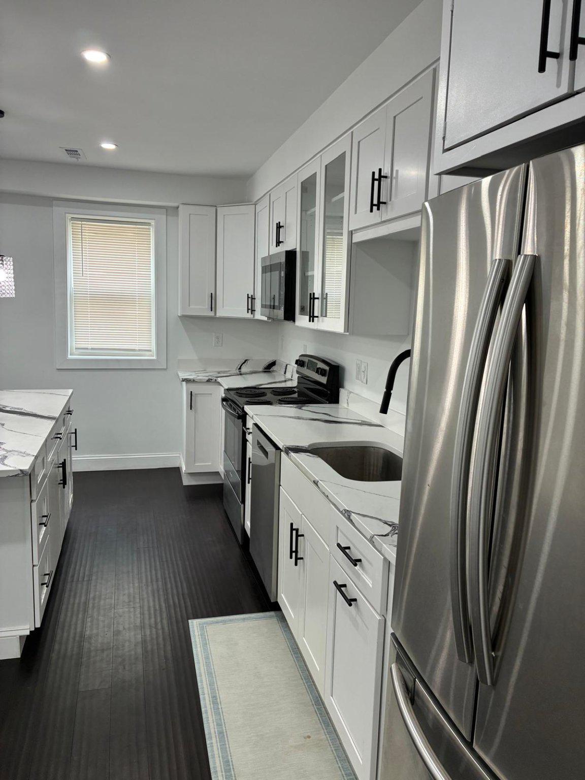 BROADWAY EAST - Residential