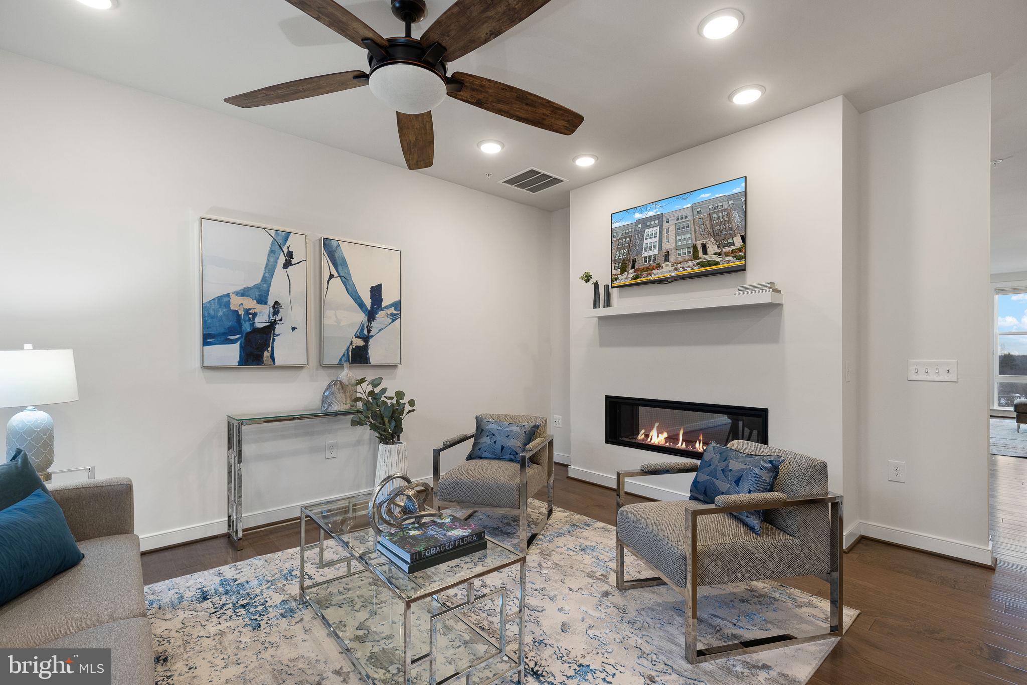 METROPARK AT ARROWBROOK - Residential